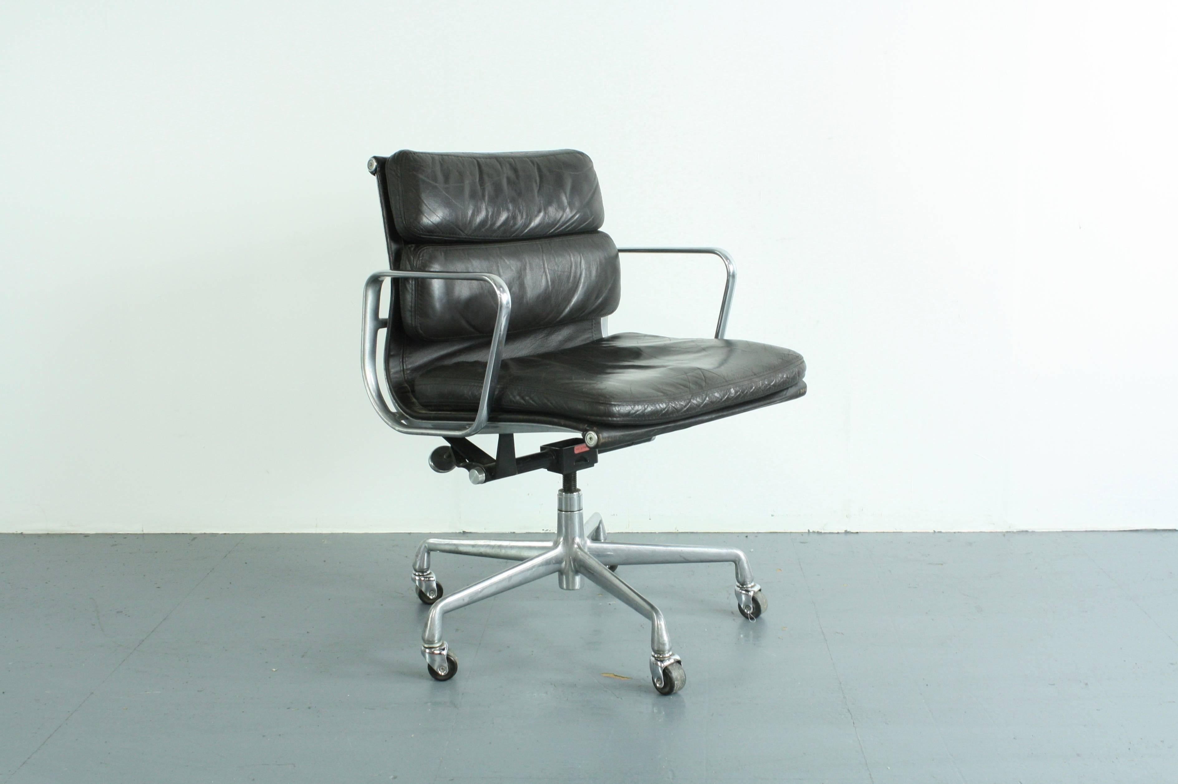 herman miller office chair vintage