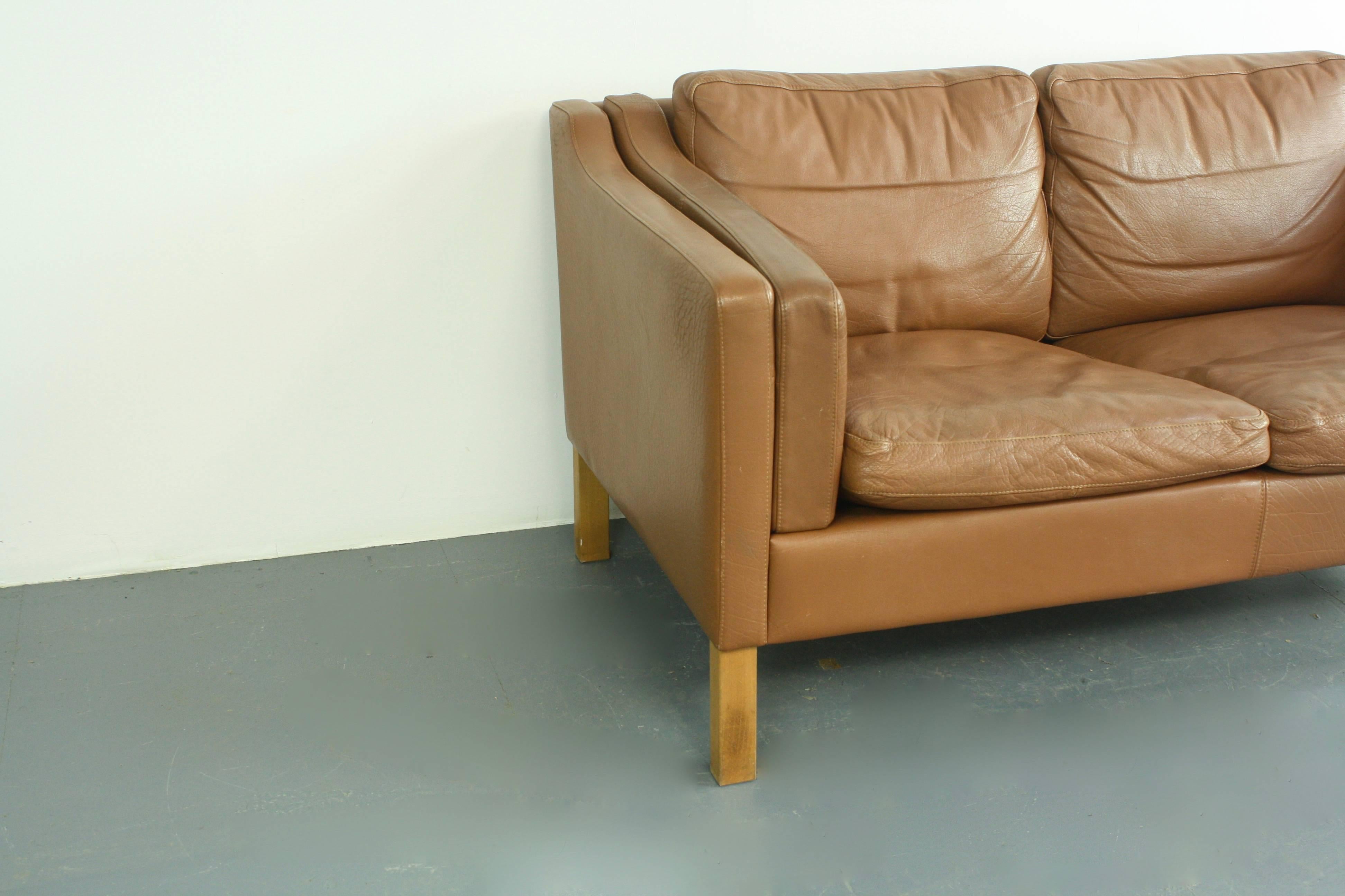 1970s Mid Brown Leather Mogensen Style Two-Seat Sofa 3