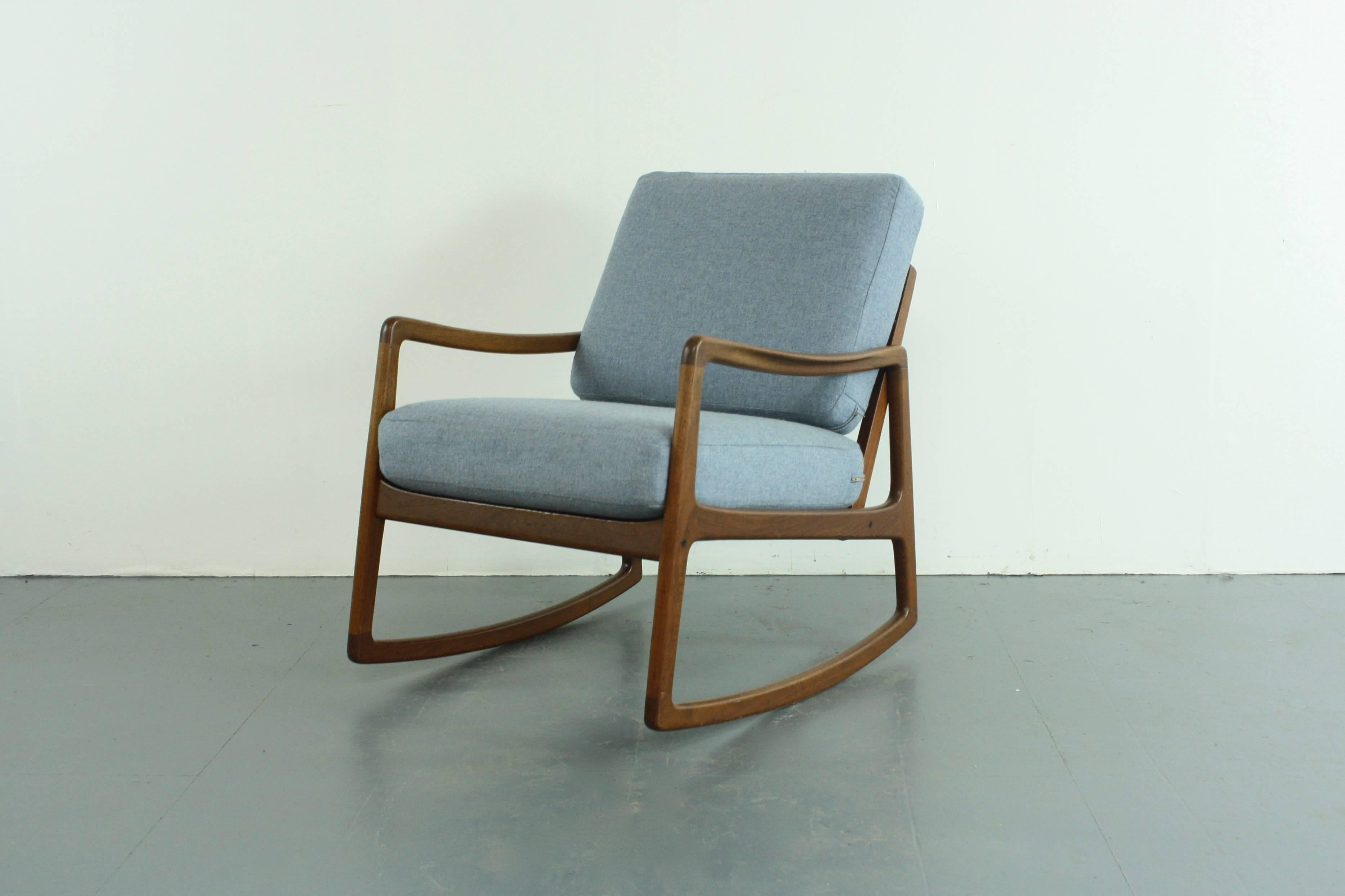 Danish Vintage Midcentury Teak Rocking Chair by Ole Wanscher for France & Son, Denmark For Sale