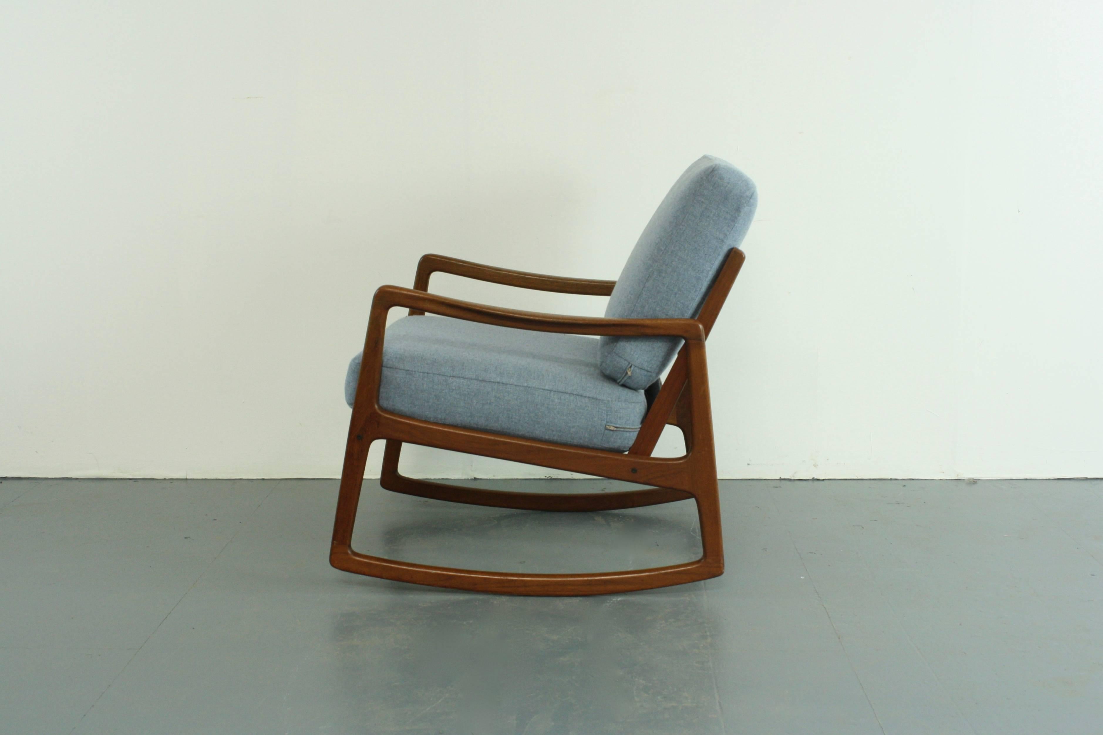 Vintage Midcentury Teak Rocking Chair by Ole Wanscher for France & Son, Denmark In Good Condition For Sale In Lewes, East Sussex