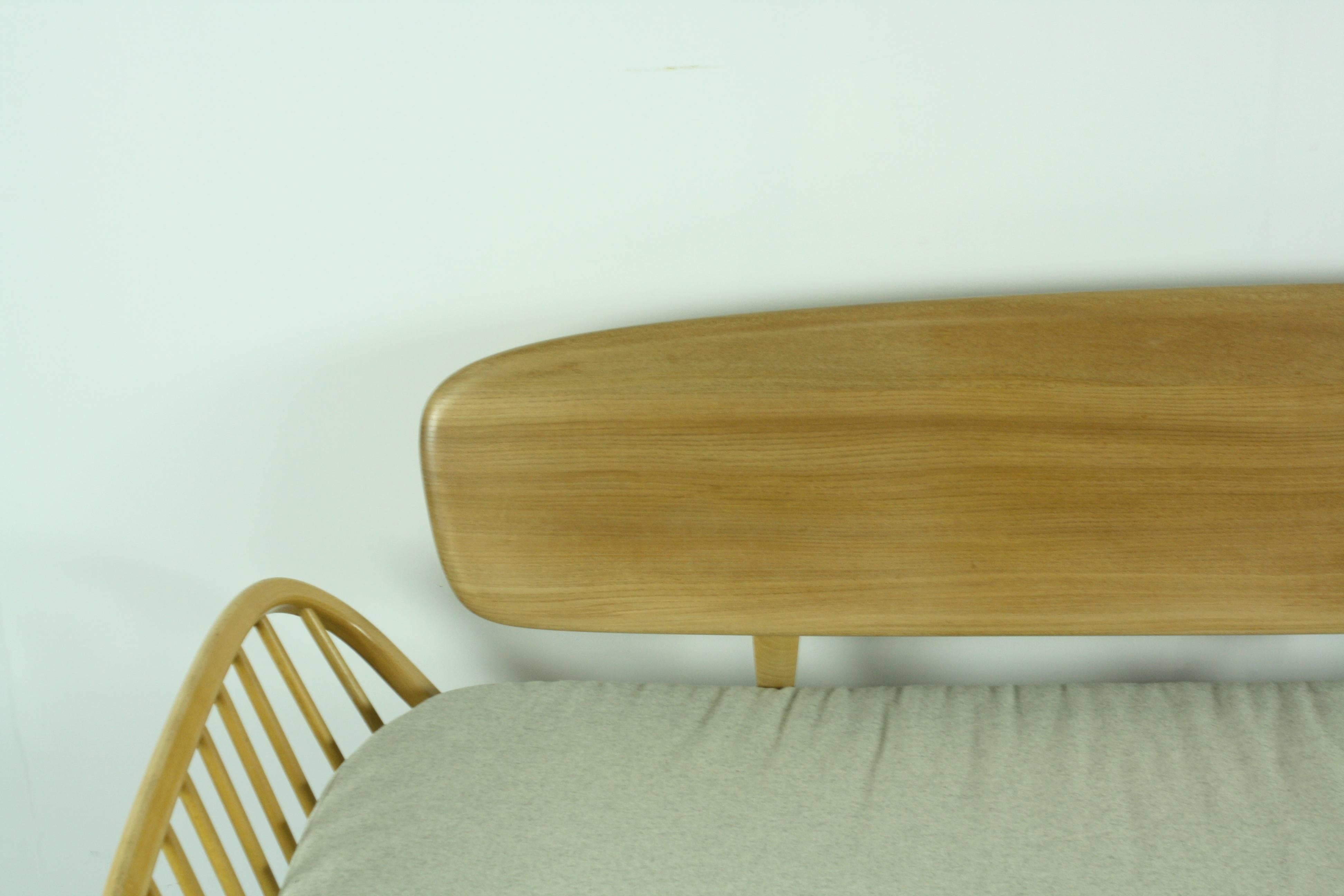 English Vintage Midcentury British Ercol 355 Studio Couch or Sofa Bed
