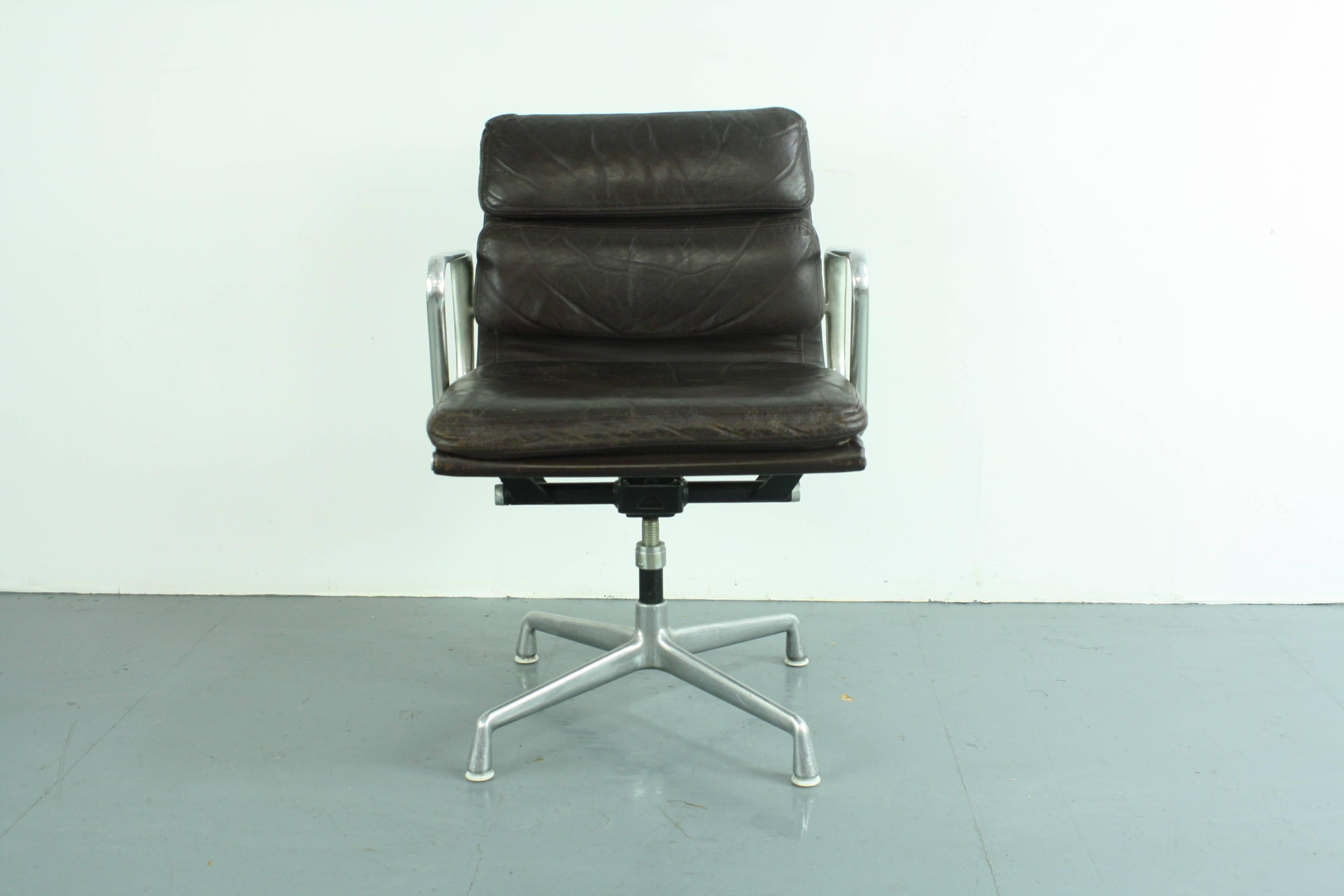 North American Eames Herman Miller Dark Brown Leather Soft Pad Group Chair For Sale