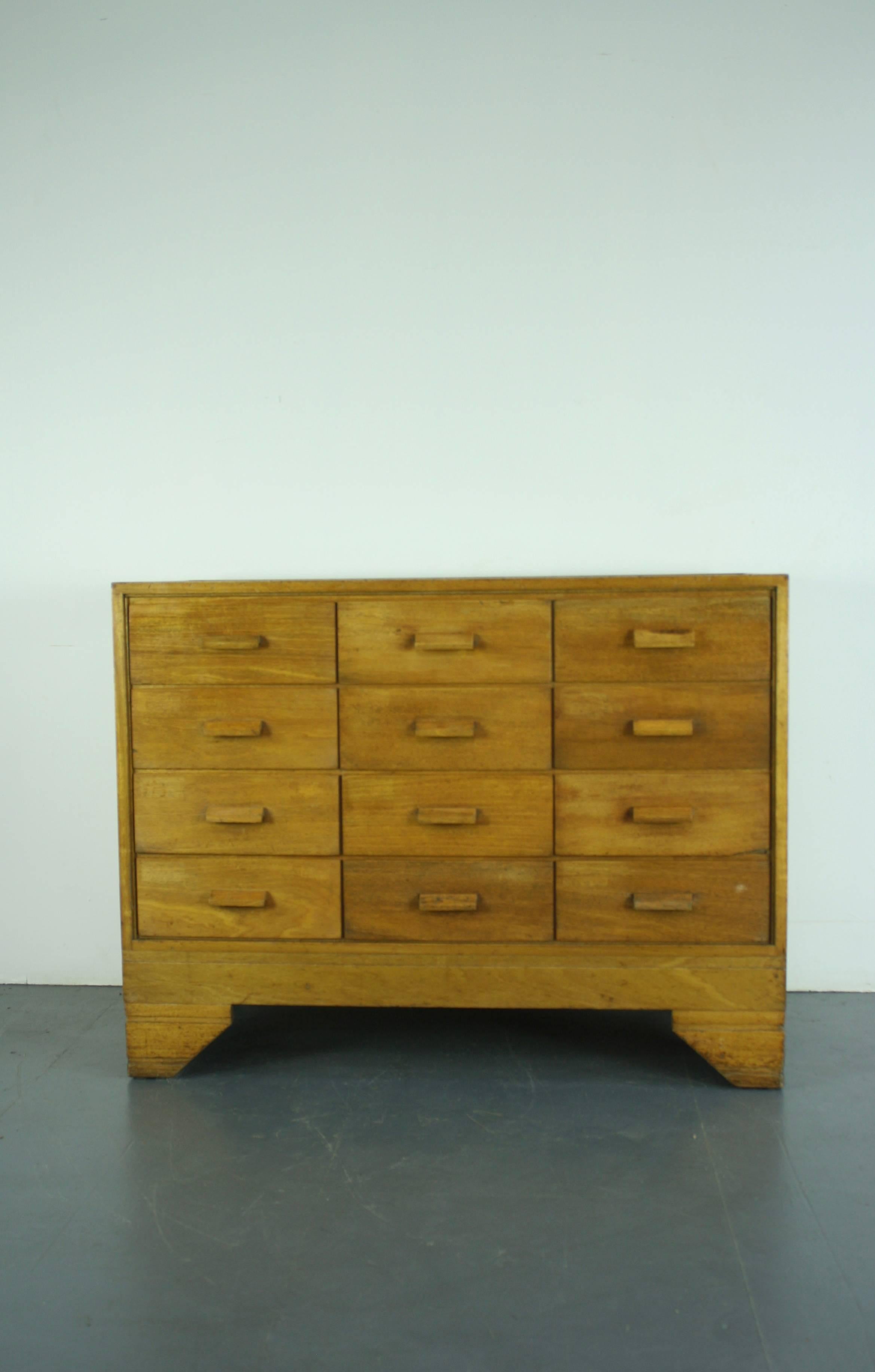Vintage Midcentury British 12-Drawer Haberdashery Shop Counter In Good Condition In Lewes, East Sussex