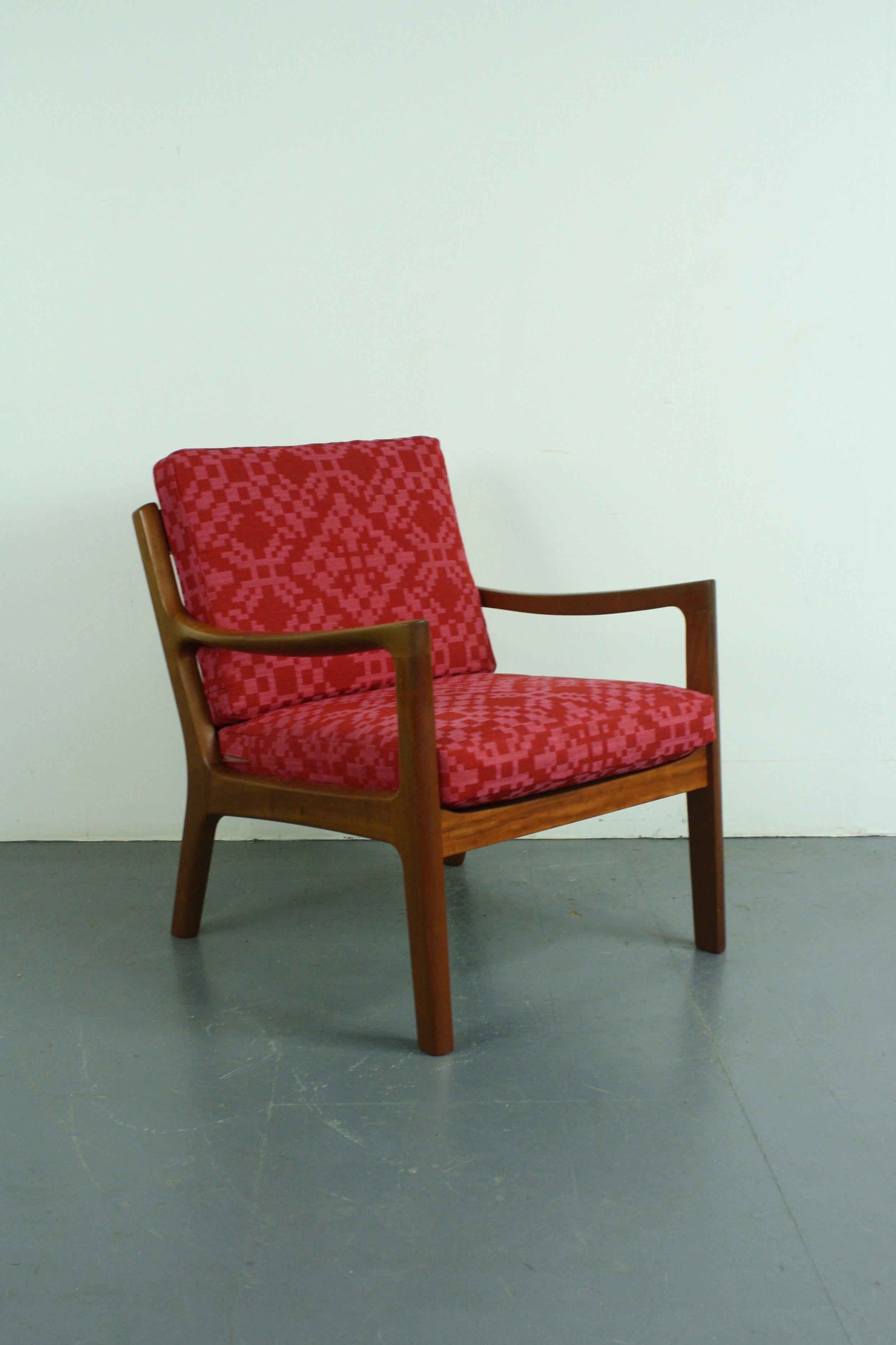 Danish Ole Wanscher for France & Son, Denmark, 1960s Teak Lounge Chair Geo Upholstery
