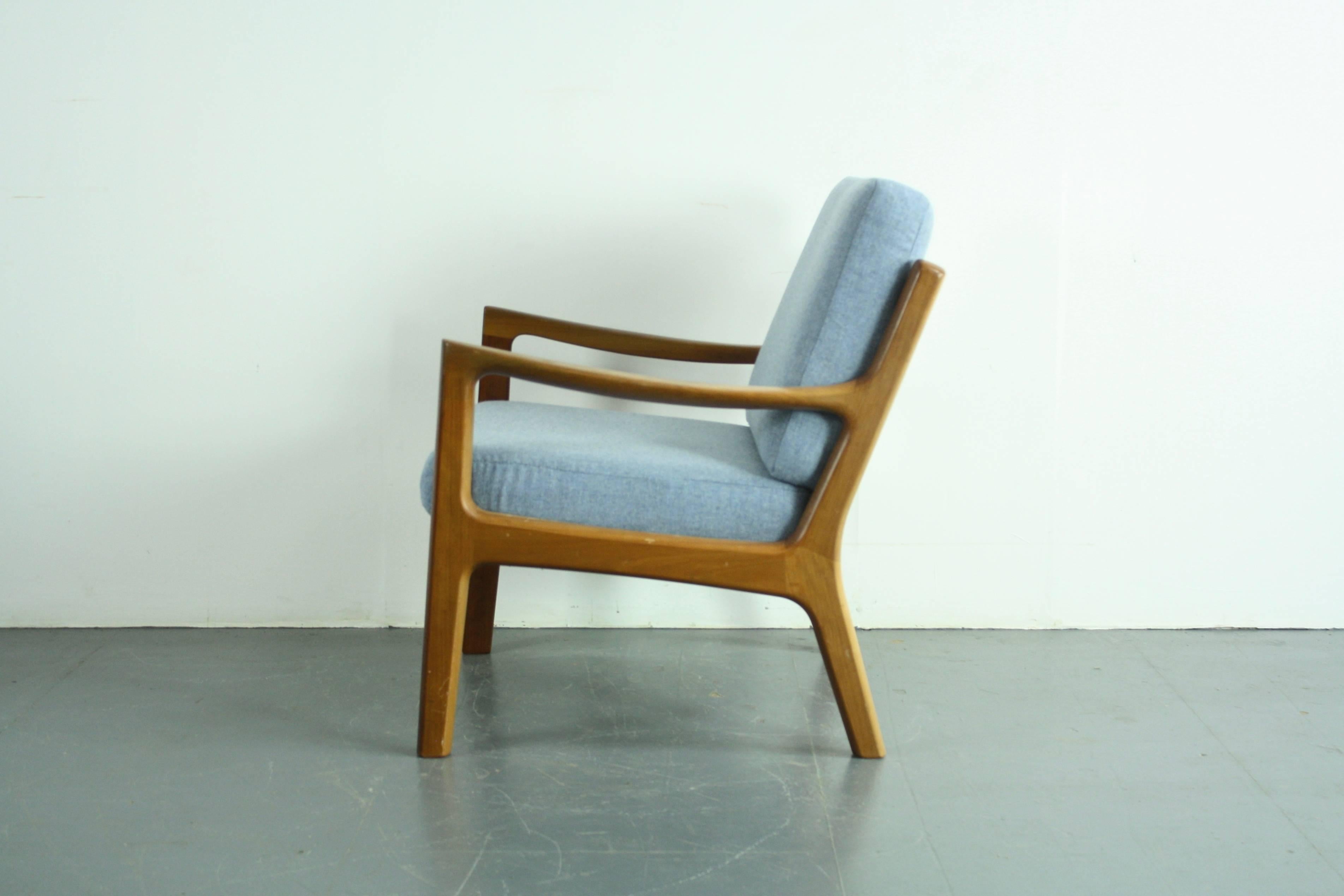 20th Century Ole Wanscher for France & Son Denmark, 1960s Teak Lounge Chair Blue Upholstery For Sale