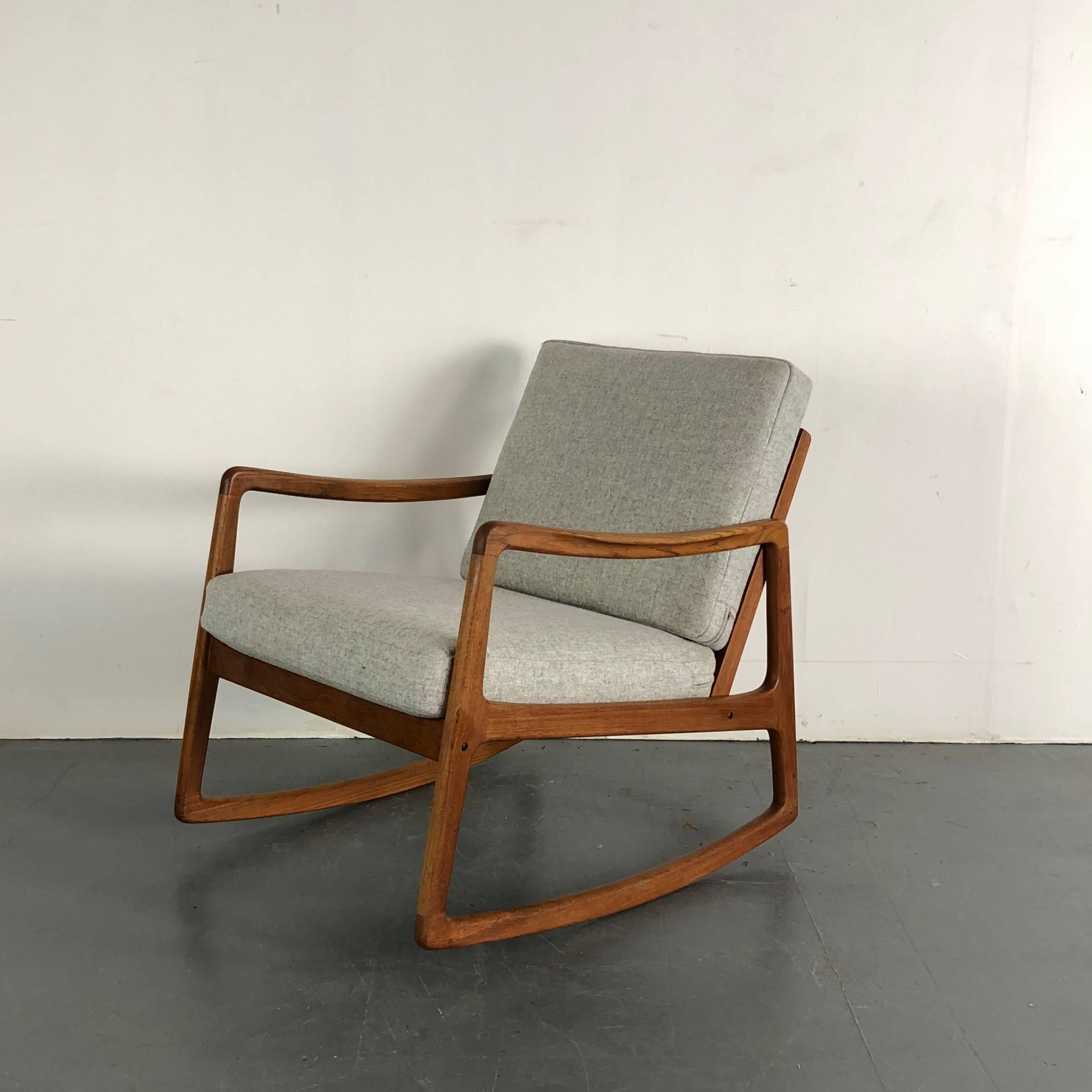 20th Century Vintage Midcentury Ole Wanscher for France & Son Denmark Teak Rocking Chair For Sale
