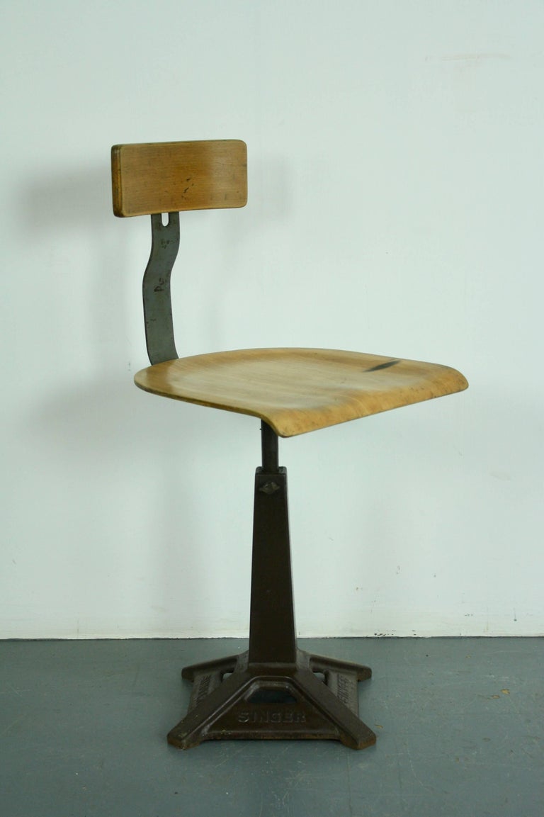 Vintage Industrial Singer Sewing Factory Chair For Sale at 1stDibs