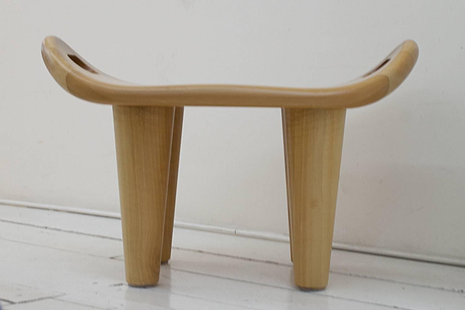 Stool Walnut Philippe Cramer In Excellent Condition For Sale In Geneva, CH