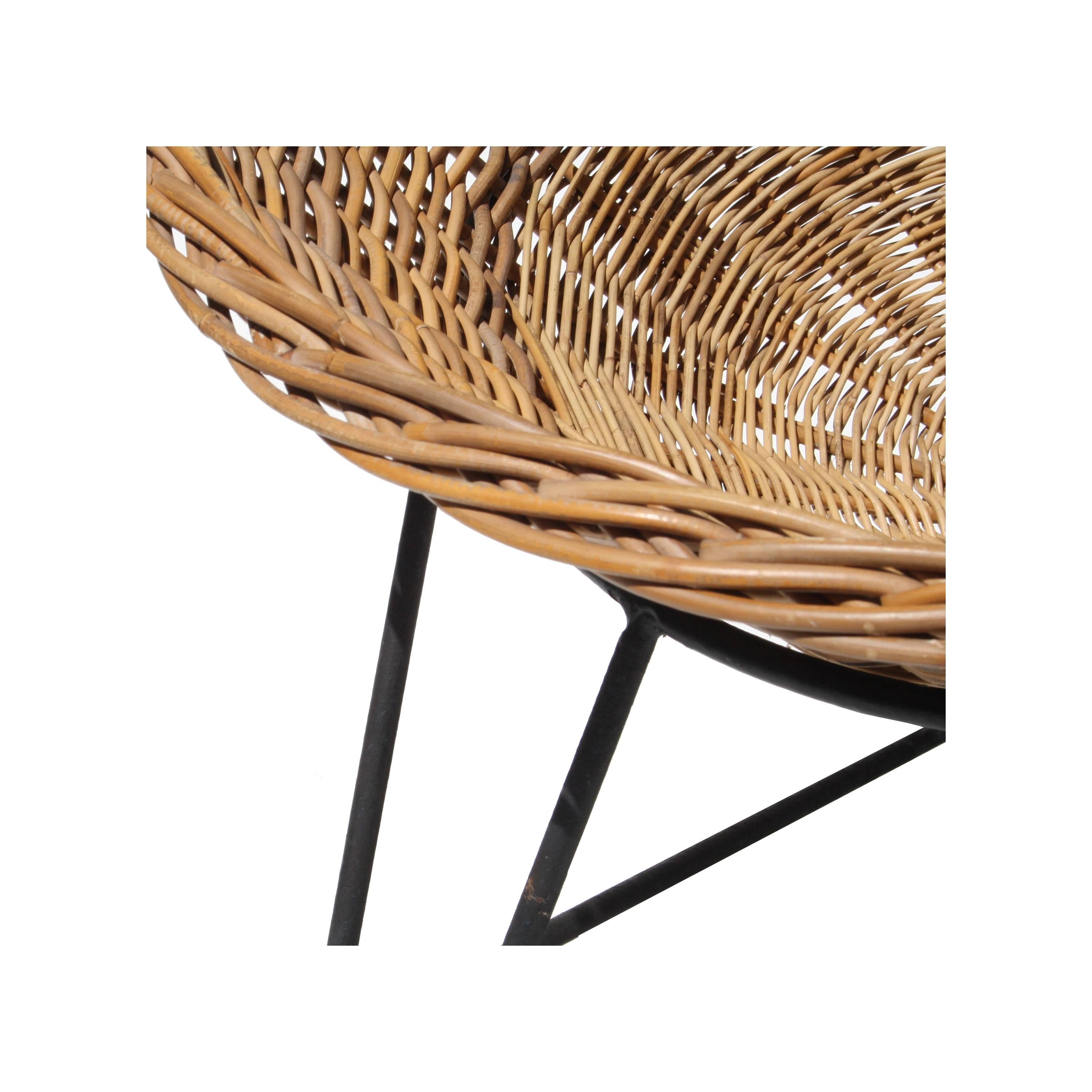 Wicker Chair in the Style of Mathieu Matégot, France, 1950 In Good Condition For Sale In Madrid, ES