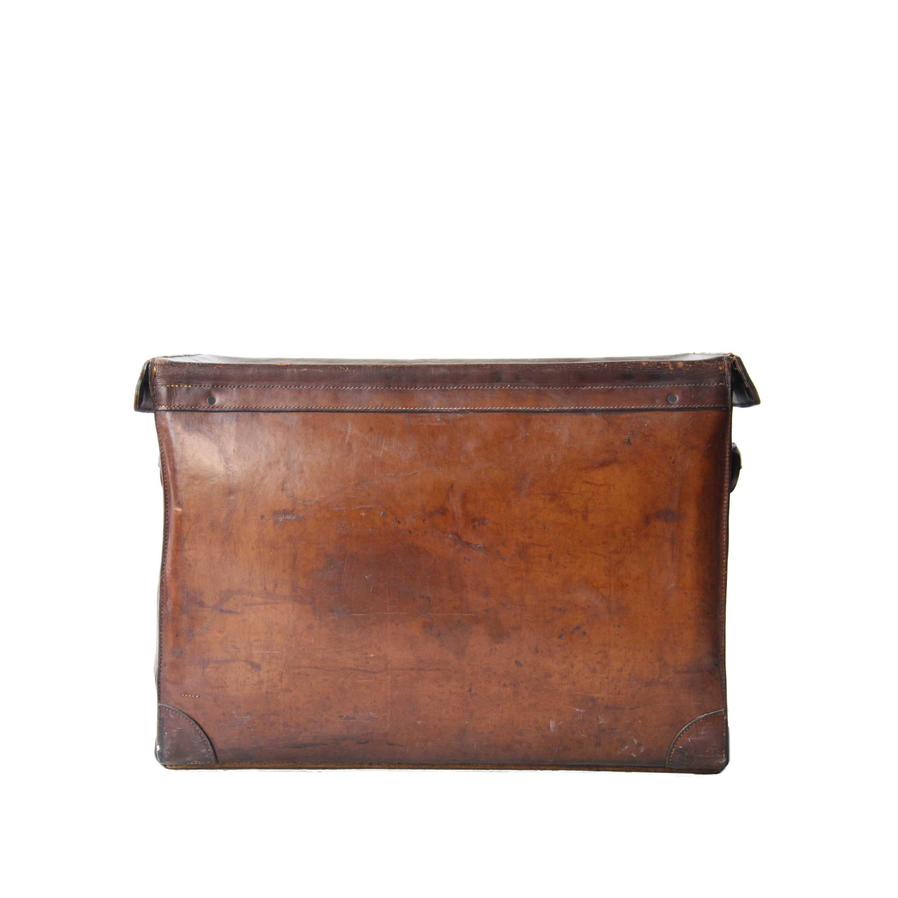 Rectangular Brown Leather English Trunk, 1930 2