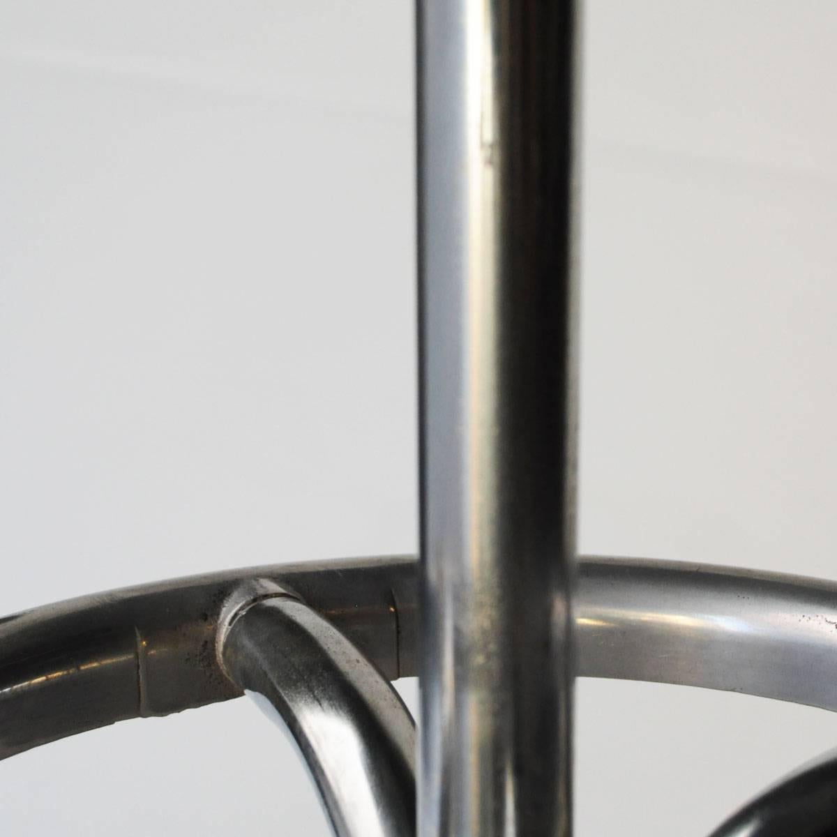 Coat rack with steel tubular structure.
 
