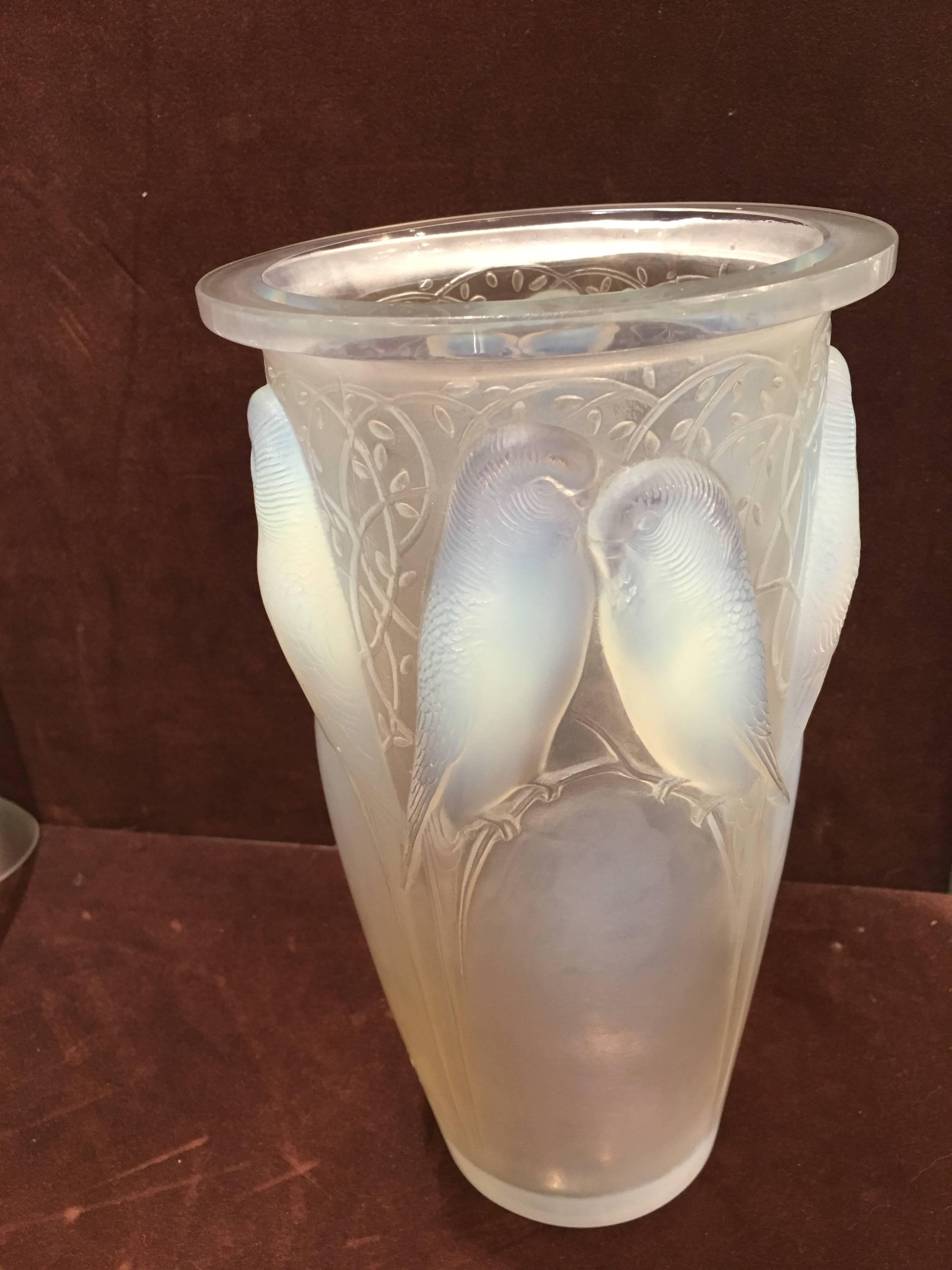 Art Glass René Lalique, Pair of Opalescent 
