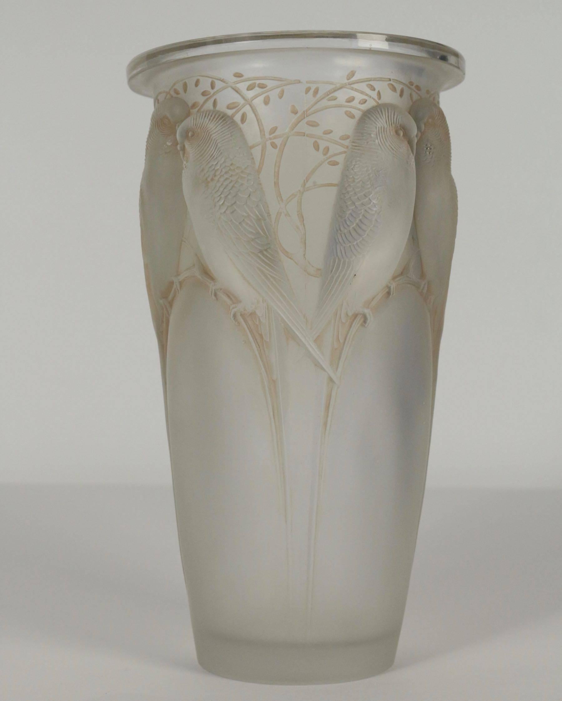 French R.Lalique Vase 