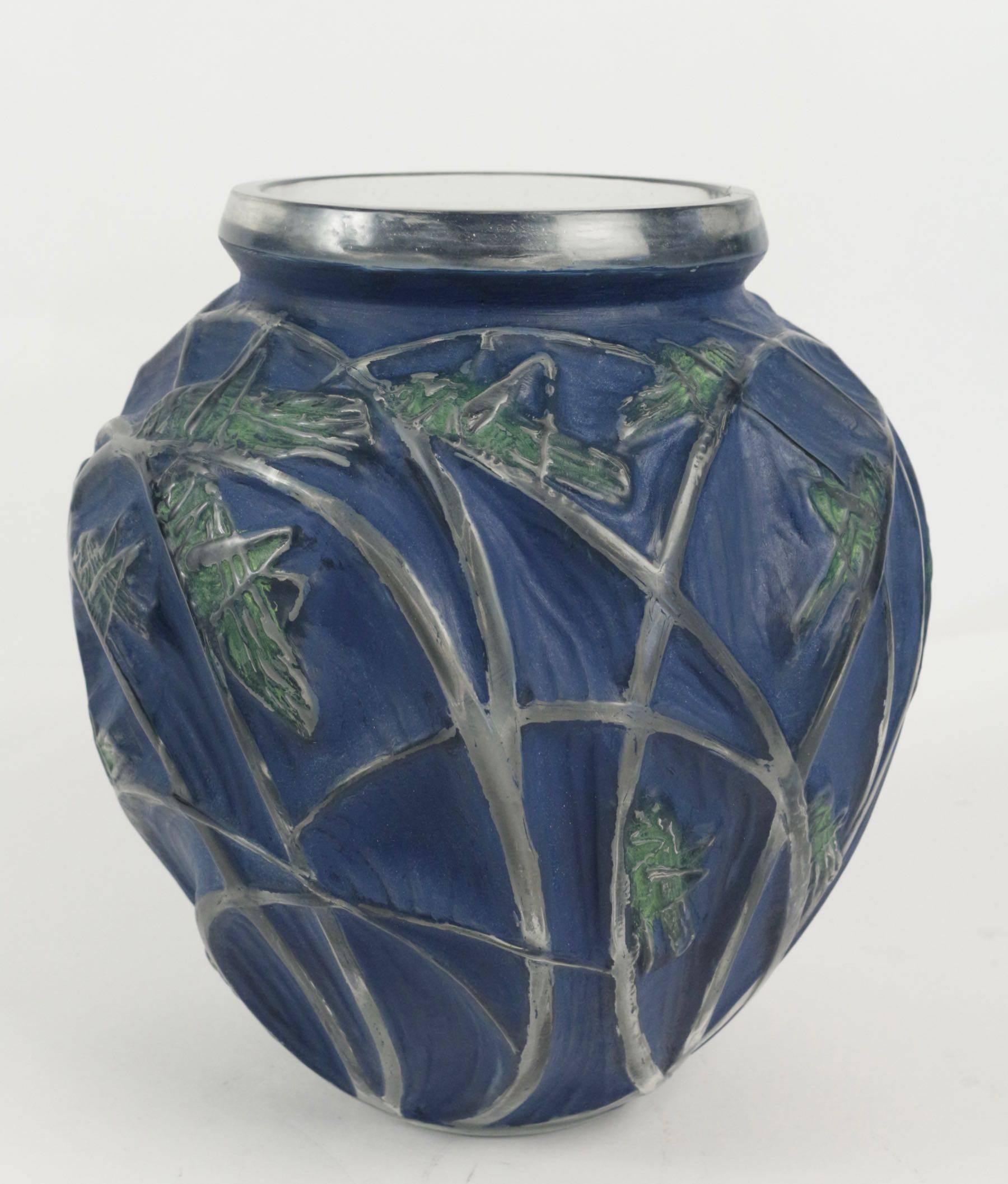 Lalique René Vase 