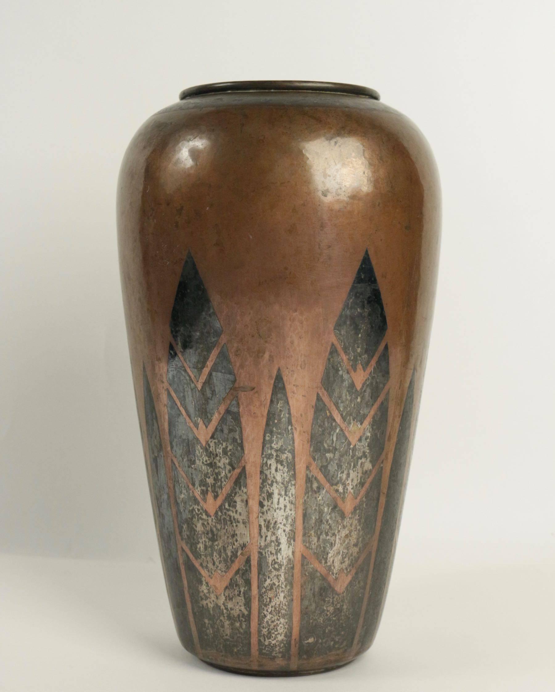 Art Deco Christofle & Luc Lanel Vase En Dinanderie