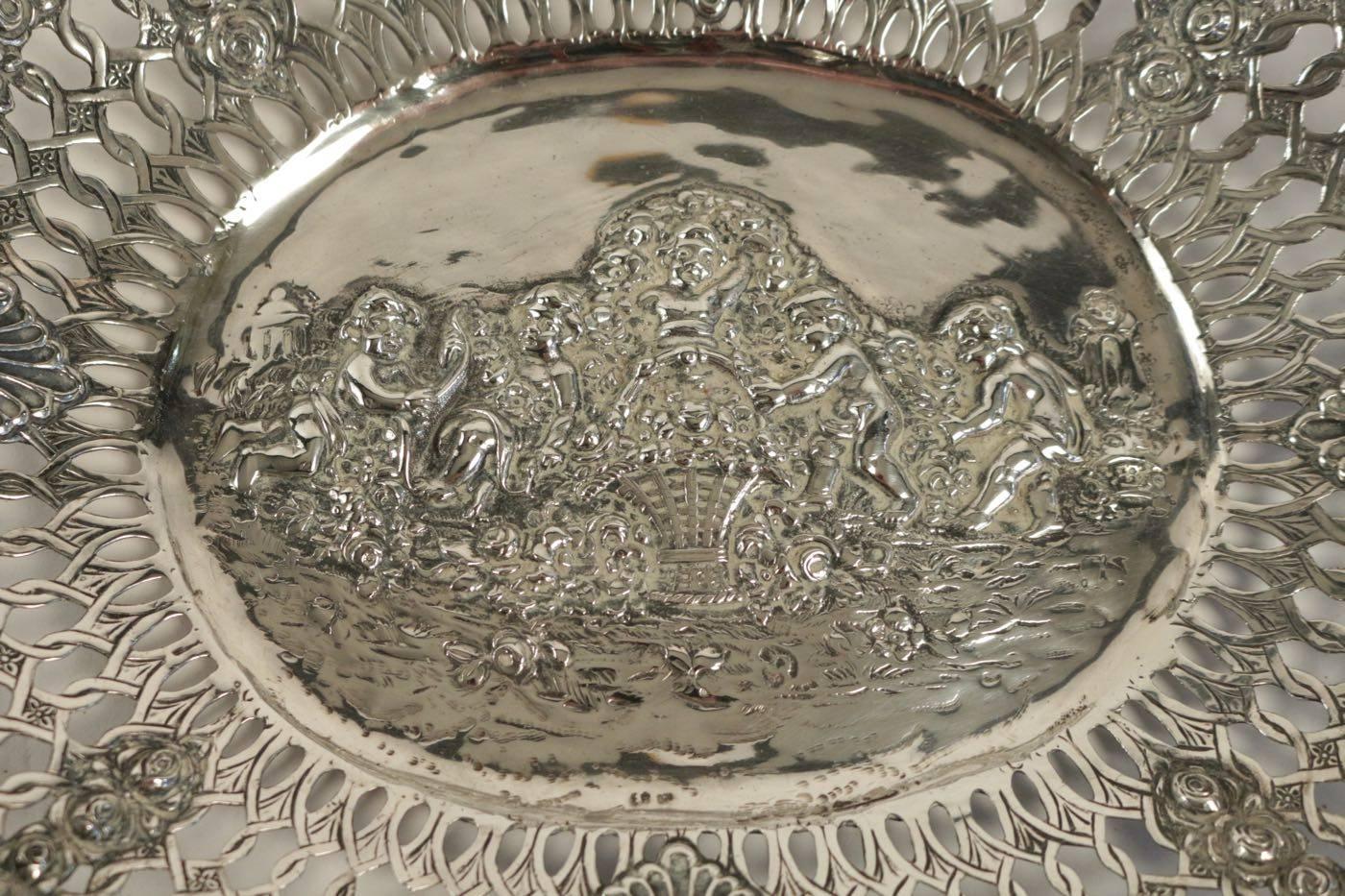 Rococo 19th Century Sterling Silver Pierced Dish with Cherubs and Garlands of Flowers