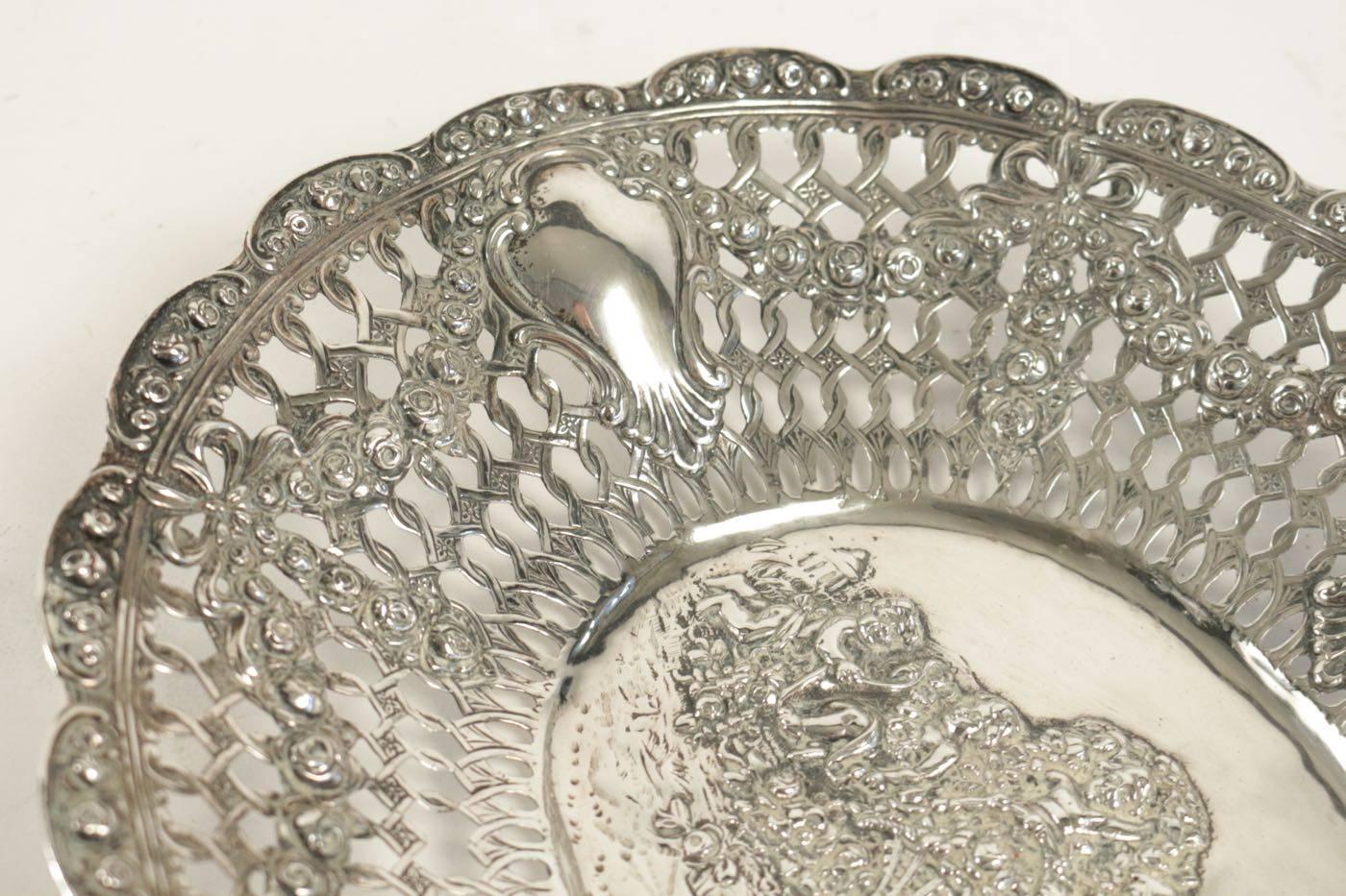 Austrian 19th Century Sterling Silver Pierced Dish with Cherubs and Garlands of Flowers