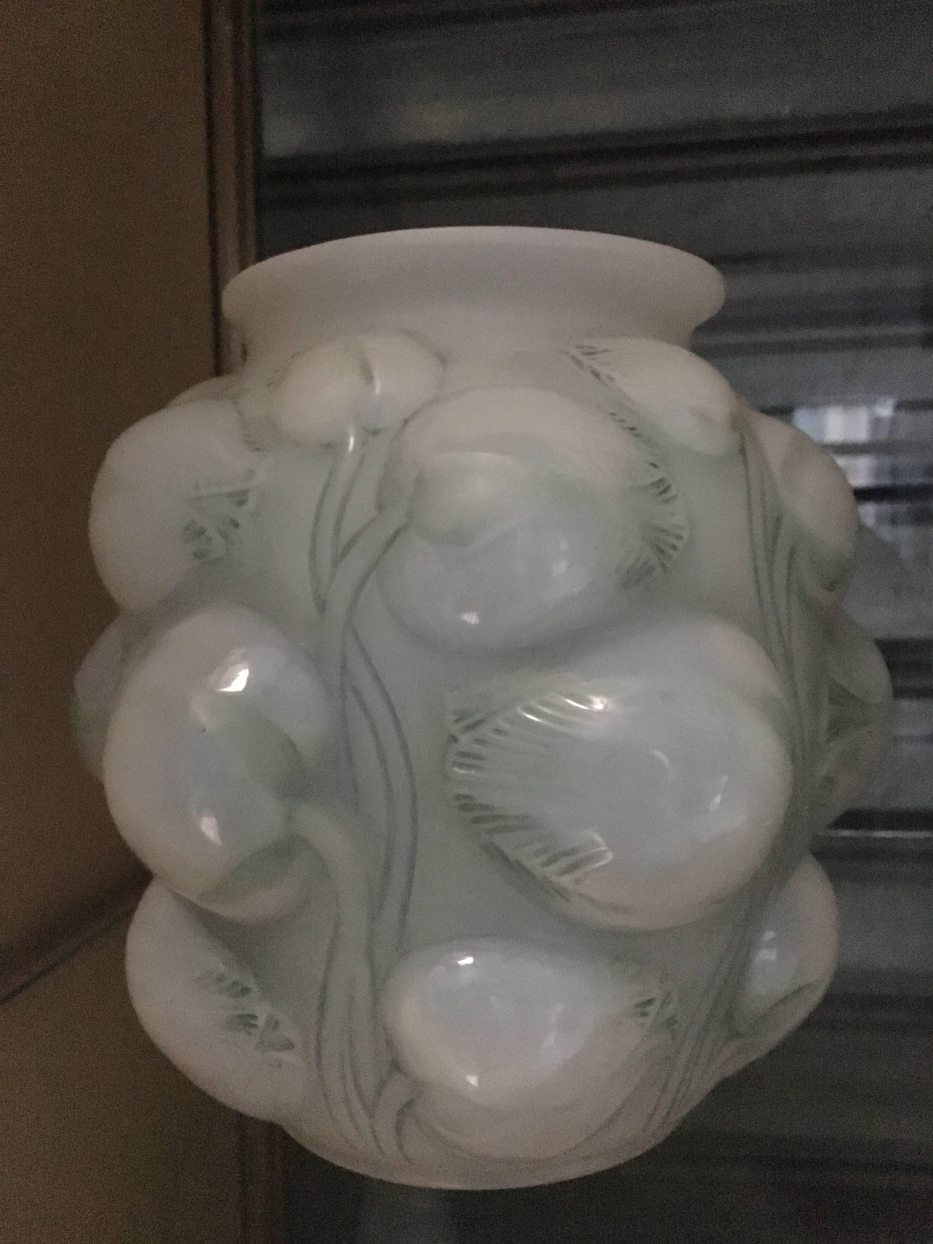 Art Glass René Lalique Opalescent Vase 