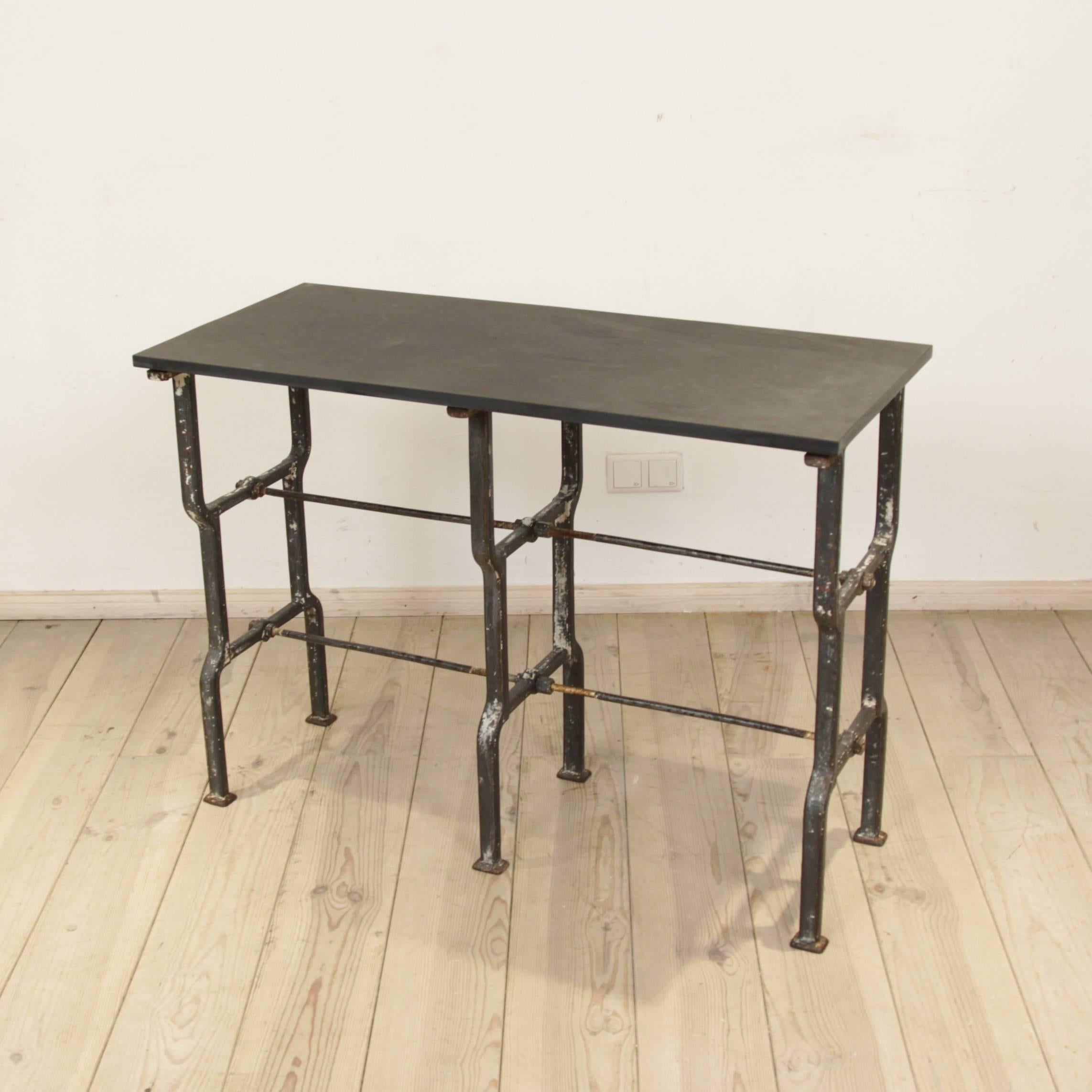 Industrial Console Table, Germany, 1930s In Good Condition In Berlin, DE