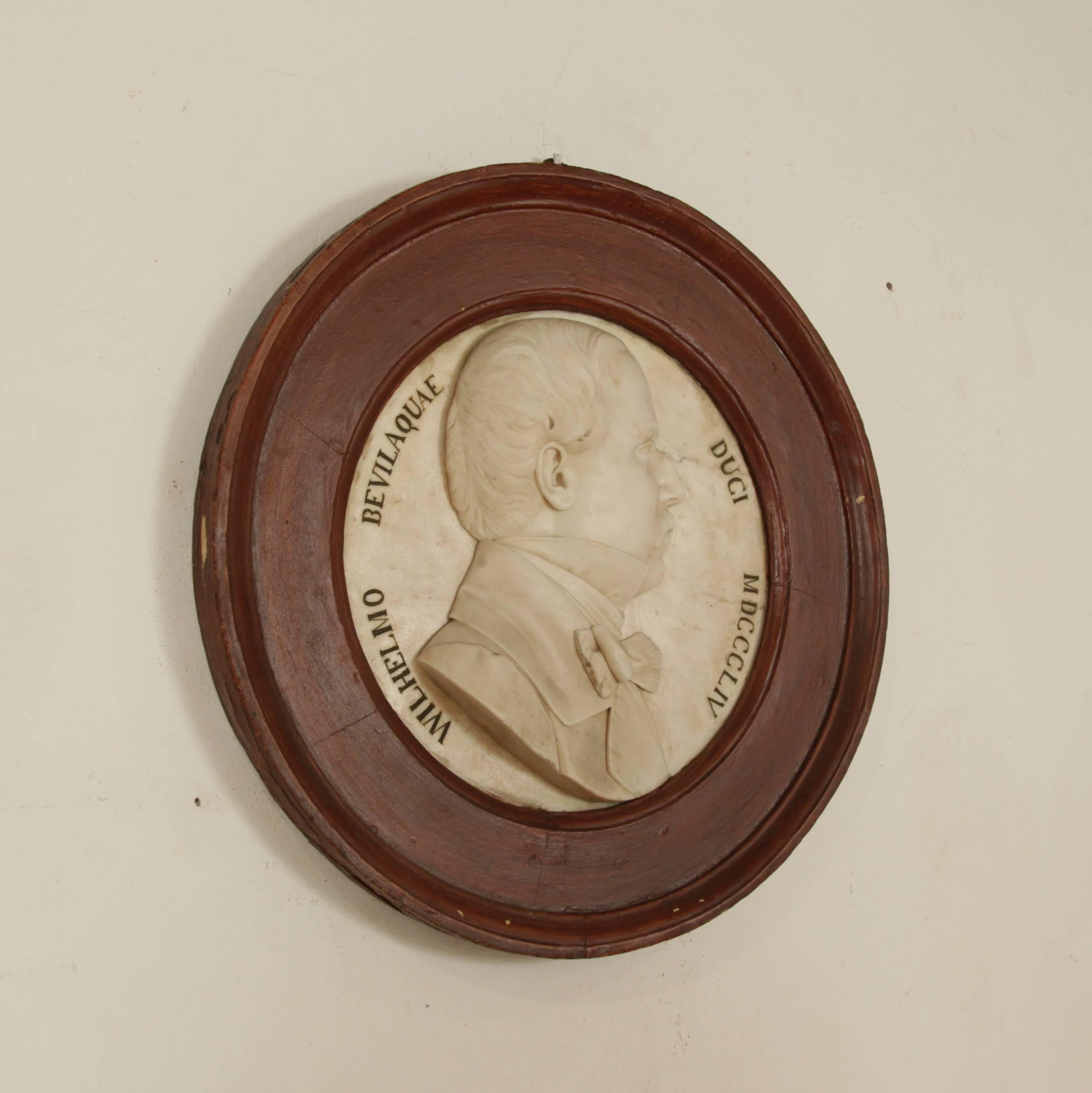 Italy, 19th century, white marble in wooden frame, Portrait of the Duke of Bevilaqua of Italy.