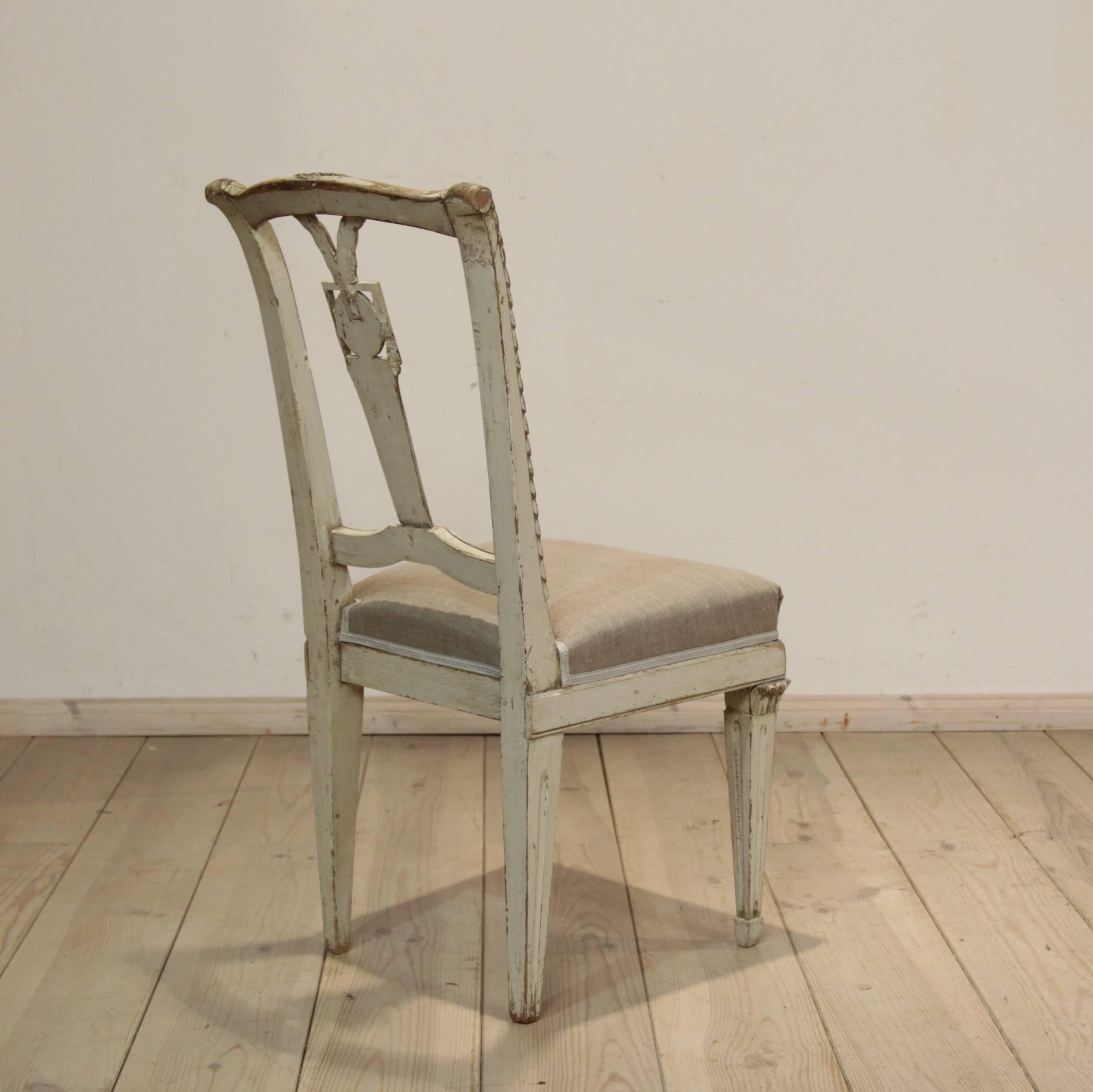 18th Century Painted Louis XVI Side Chair In Good Condition In Berlin, DE