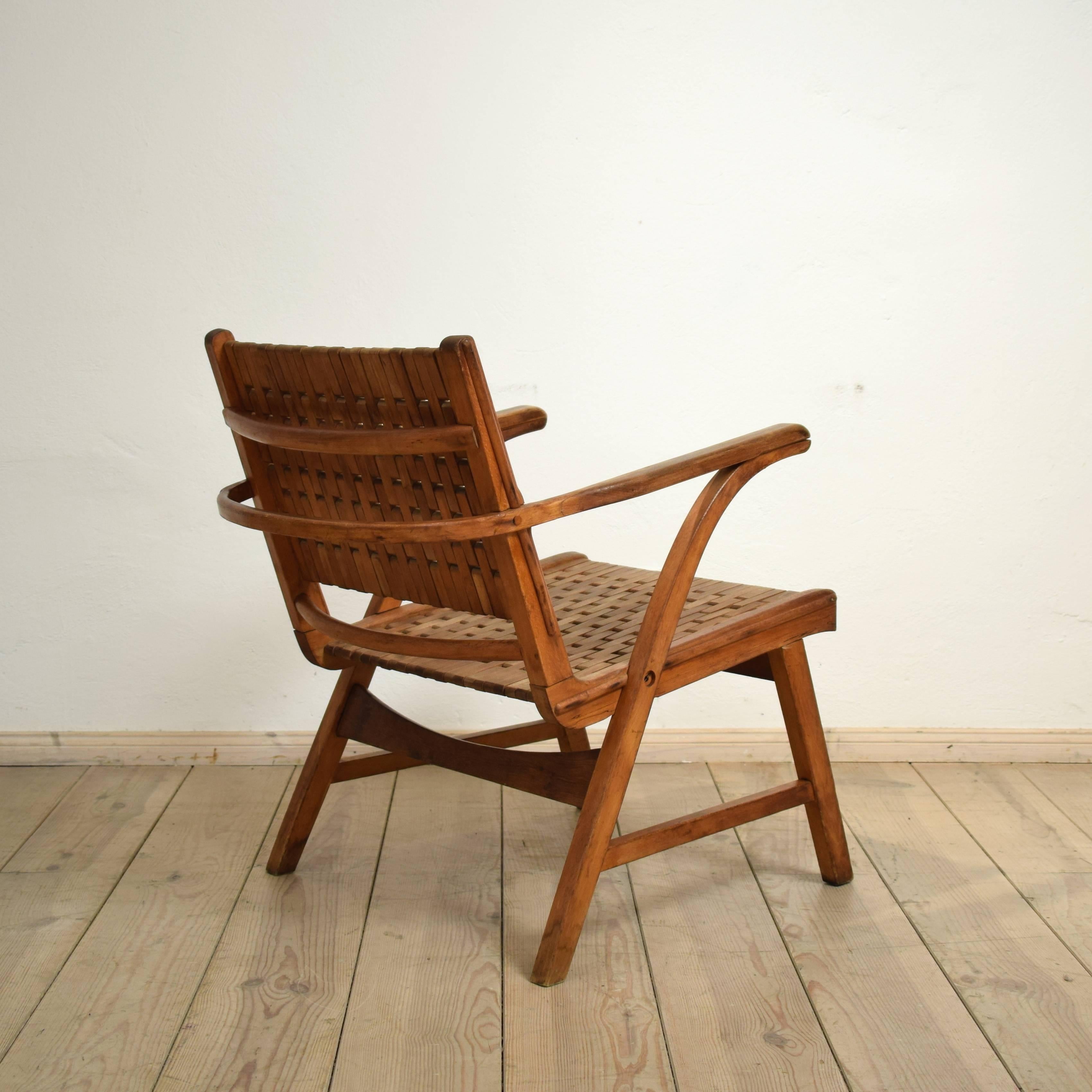 Beechwood Bauhaus Lounge Chair by Erich Dieckmann In Good Condition In Berlin, DE