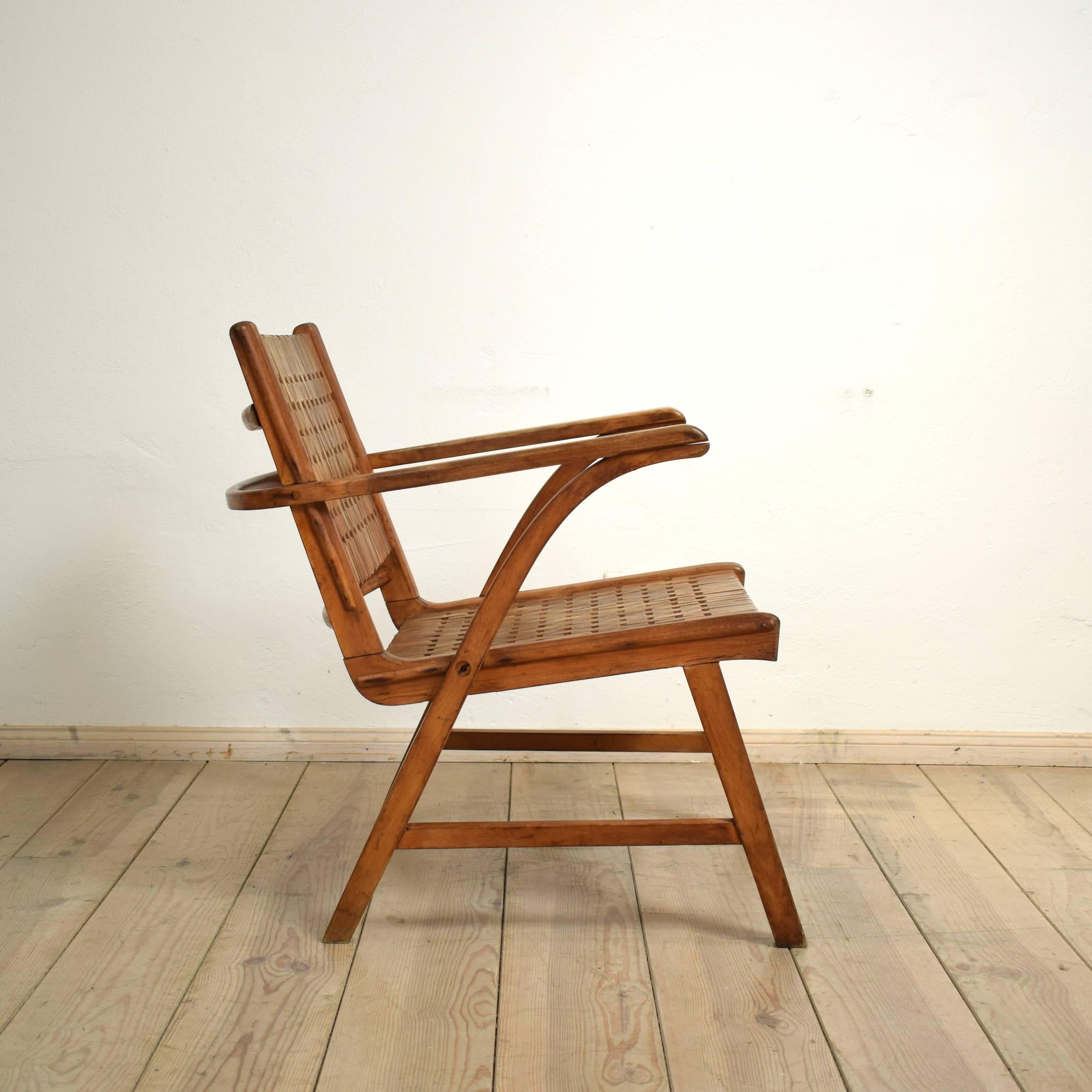 Mid-20th Century Beechwood Bauhaus Lounge Chair by Erich Dieckmann
