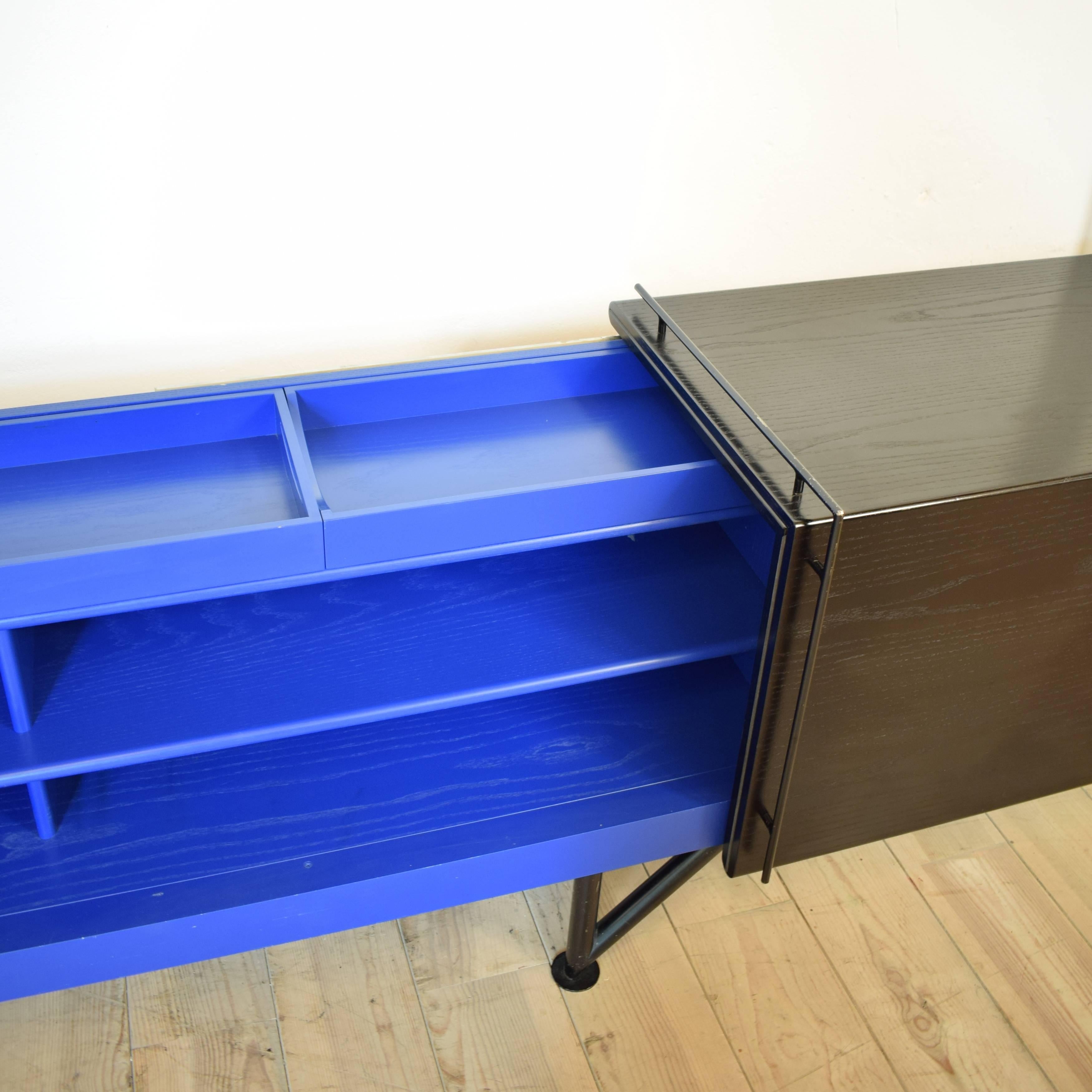 Postmodern Memphis Group Style Sideboard in Black and Blue, 1980s In Good Condition For Sale In Berlin, DE