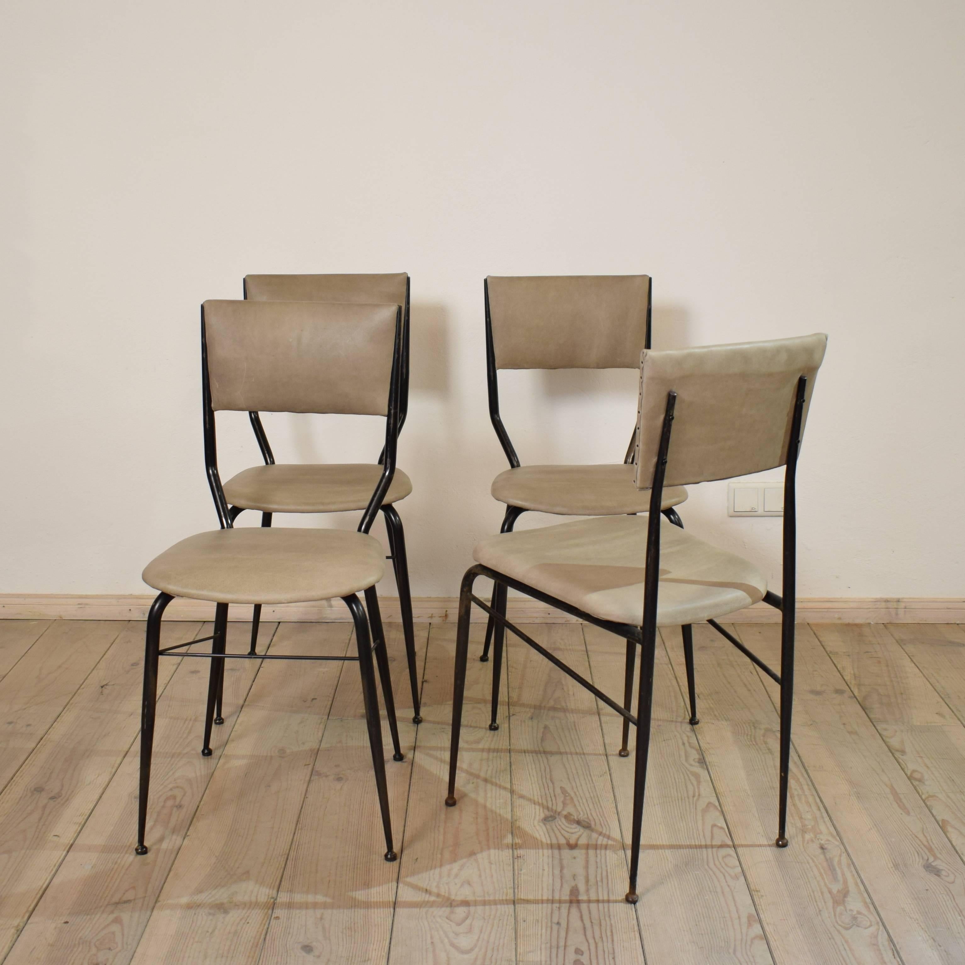 Midcentury Italian Metal and Leather Dining Chairs, Set of Four In Good Condition In Berlin, DE