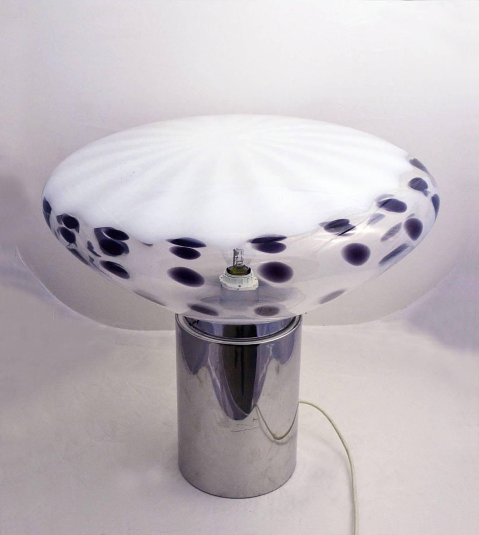 Mid-Century Modern Murano 1970s Table Lamp in Blown Glass with Purple Murrinas For Sale