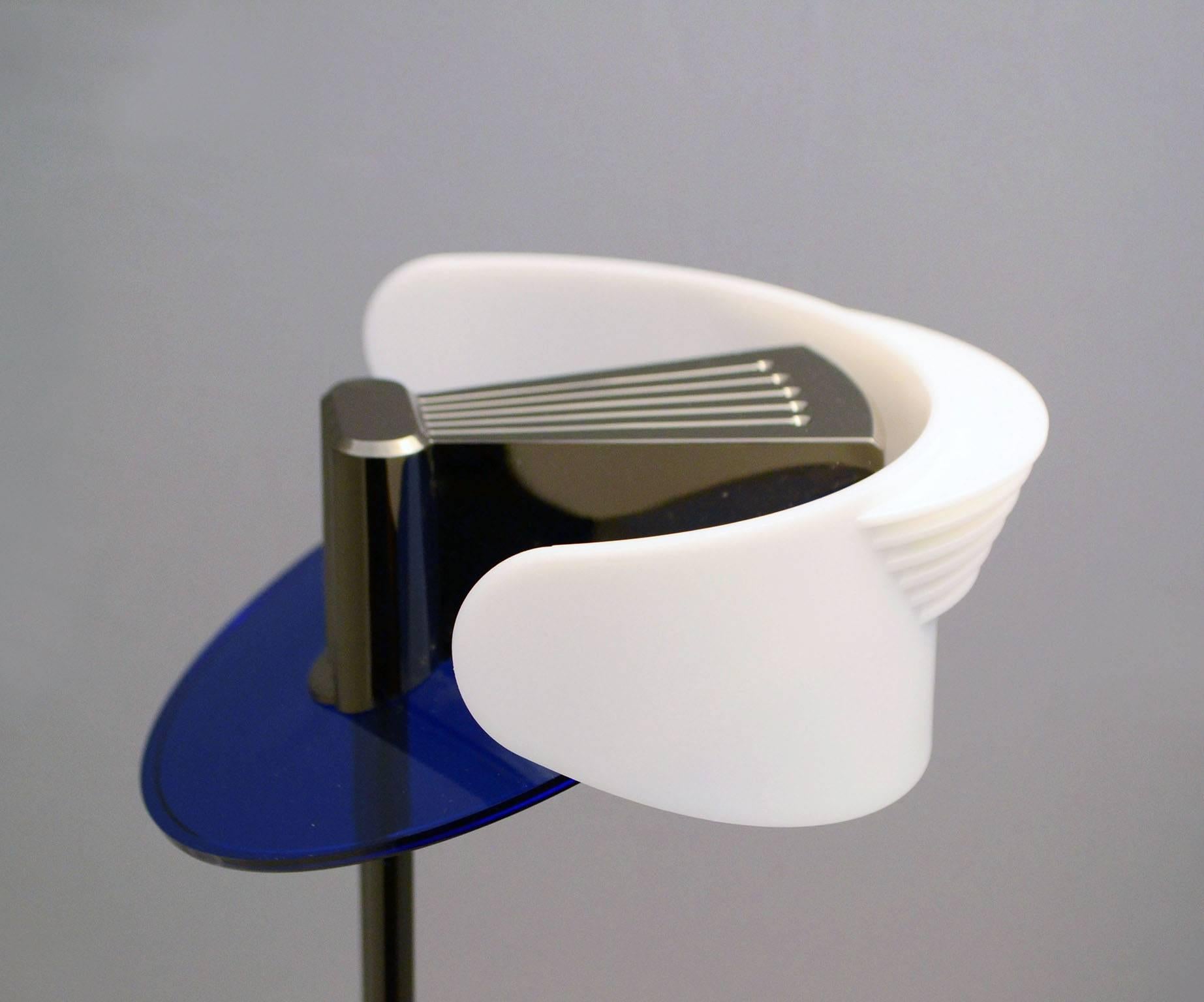 Post-Modern Arteluce 'Fritz' 1980s Table Lamp Design Perry King & Santiago Miranda For Sale
