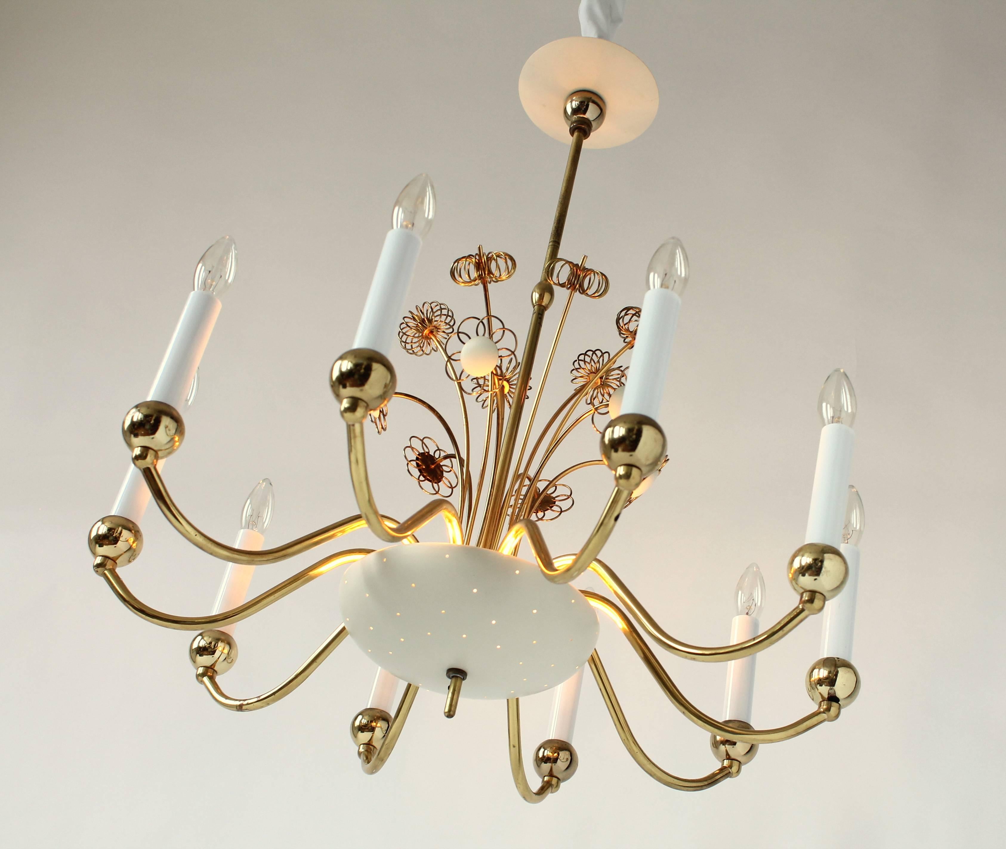 American Paavo Tynell   10 Arms  Brass Chandelier for  Lightolier ,  1950 , USA For Sale
