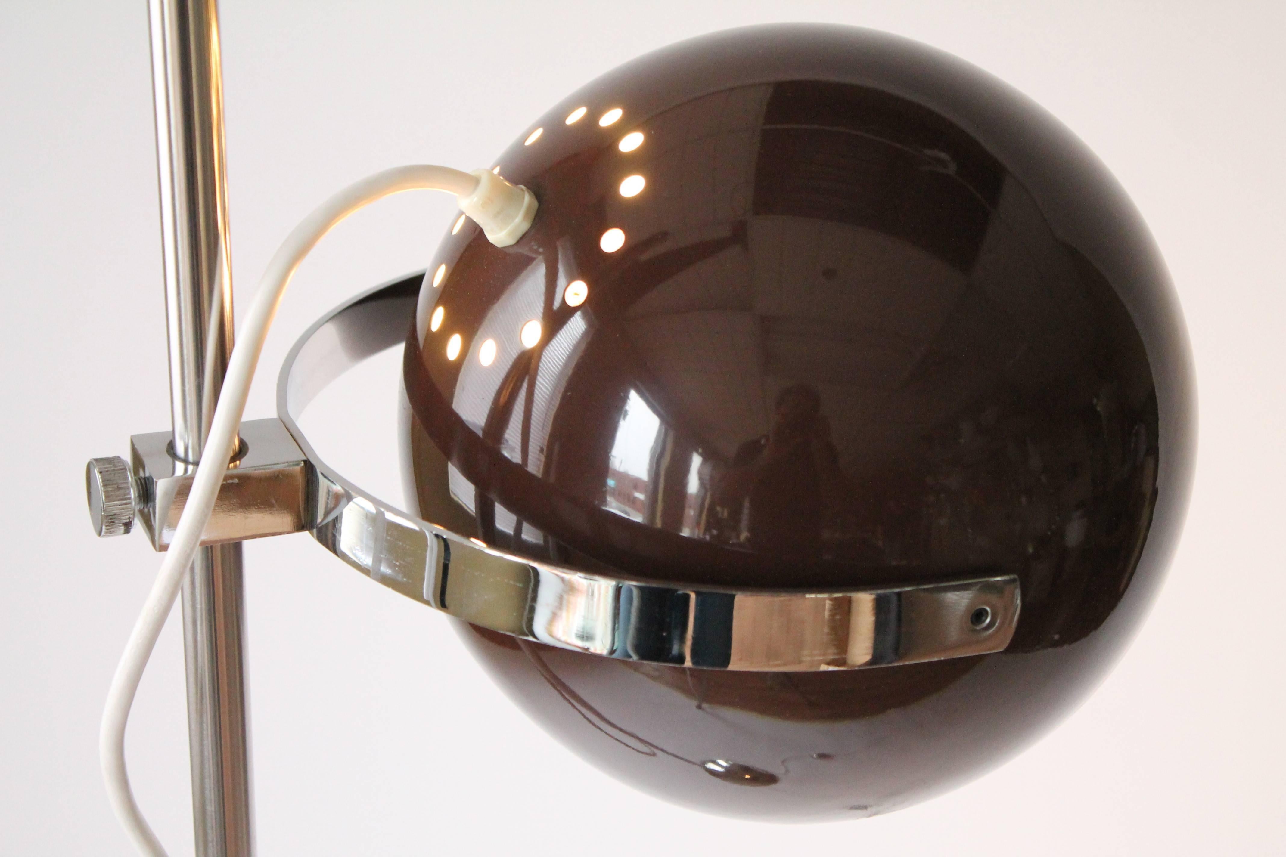Mid-Century Modern Reggiani Dark Brown Eyeball Floor Lamp, 1960s, Italia