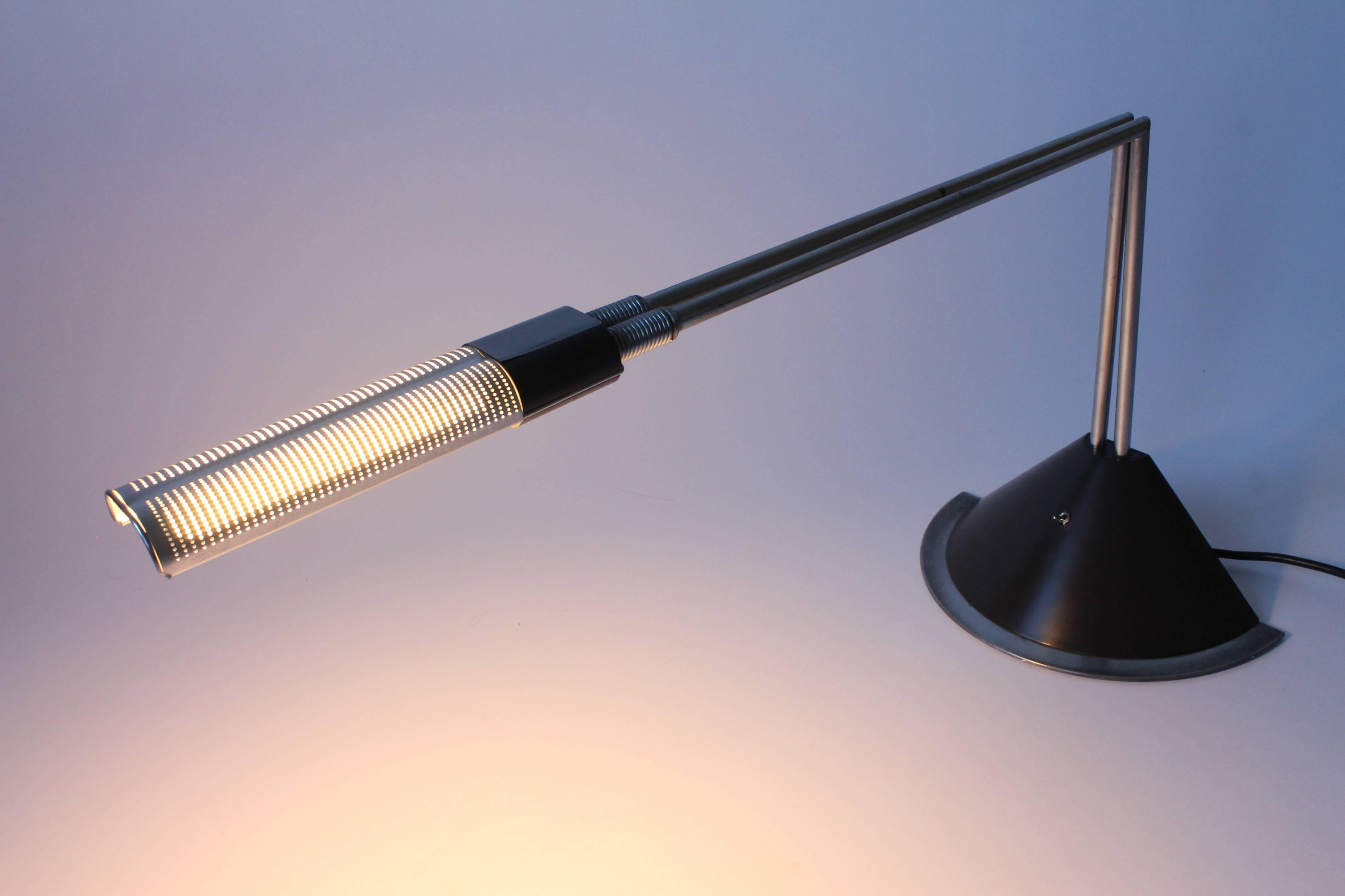 fluorescent table lamp