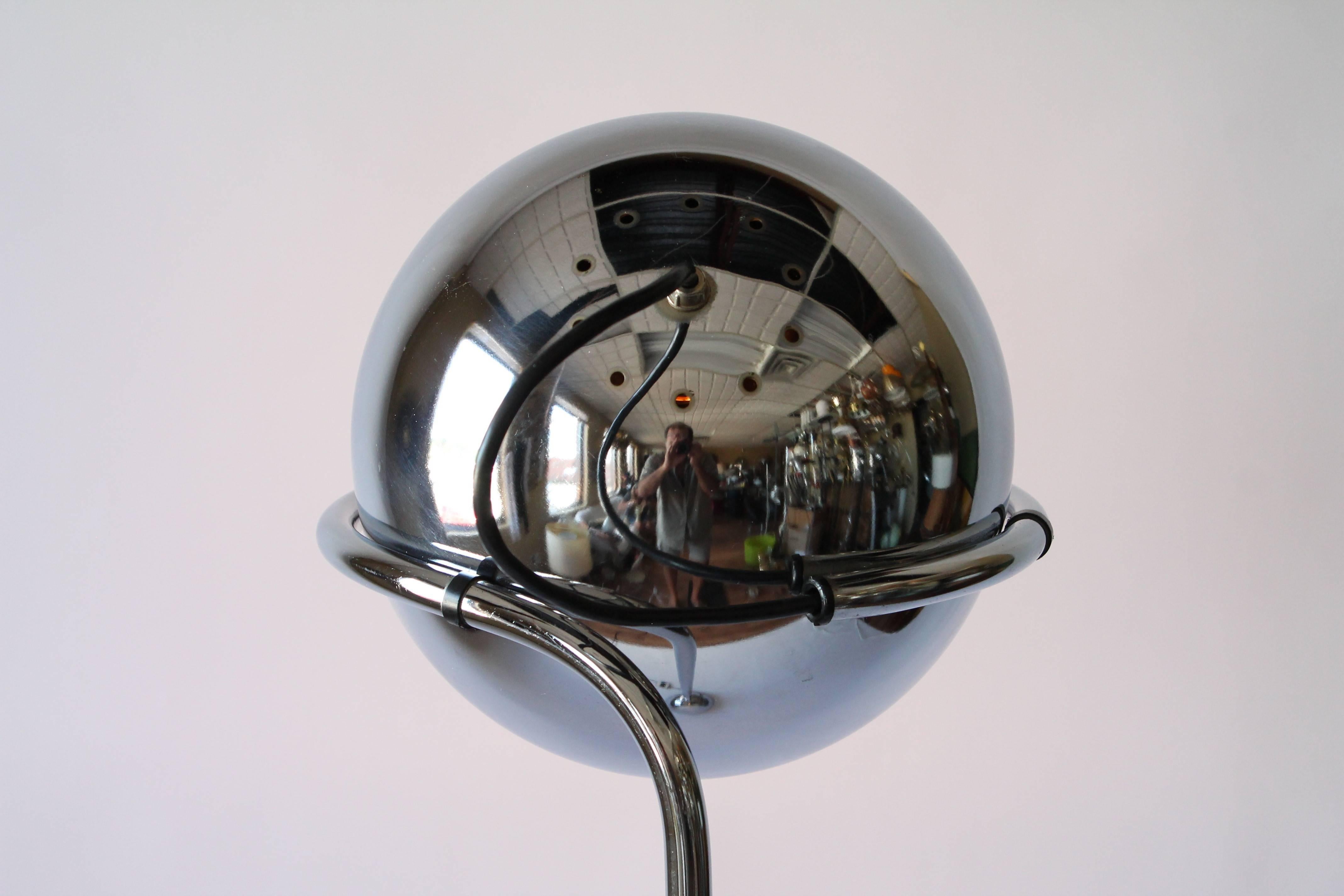 American Massive Minimalist Chrome Eyeball Floor Lamp Vintage, 1970s, USA