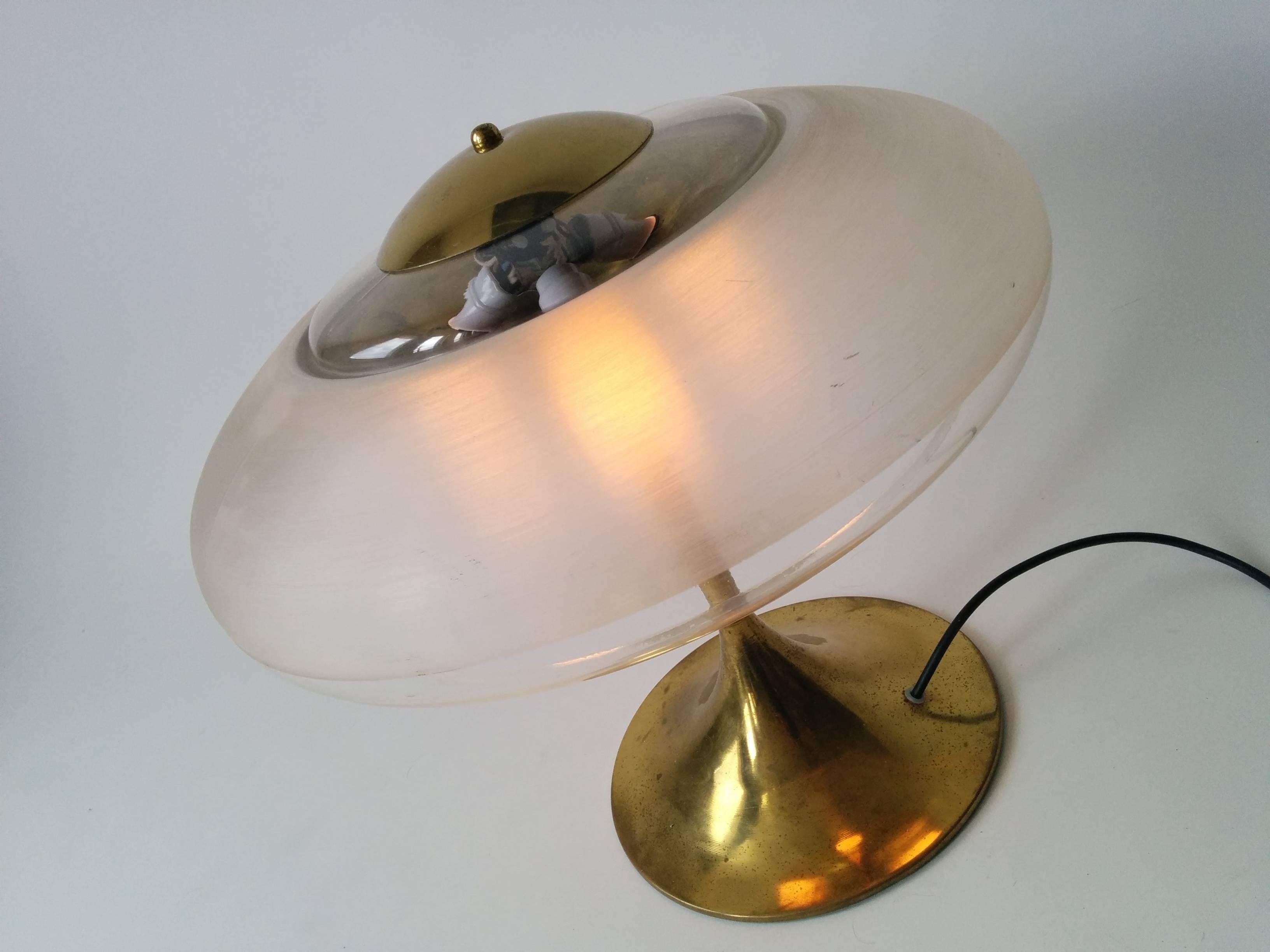 Reggiani  Brass and Clear Acrylic Shade Table Lamp , 1960s , Italy   In Good Condition In St- Leonard, Quebec