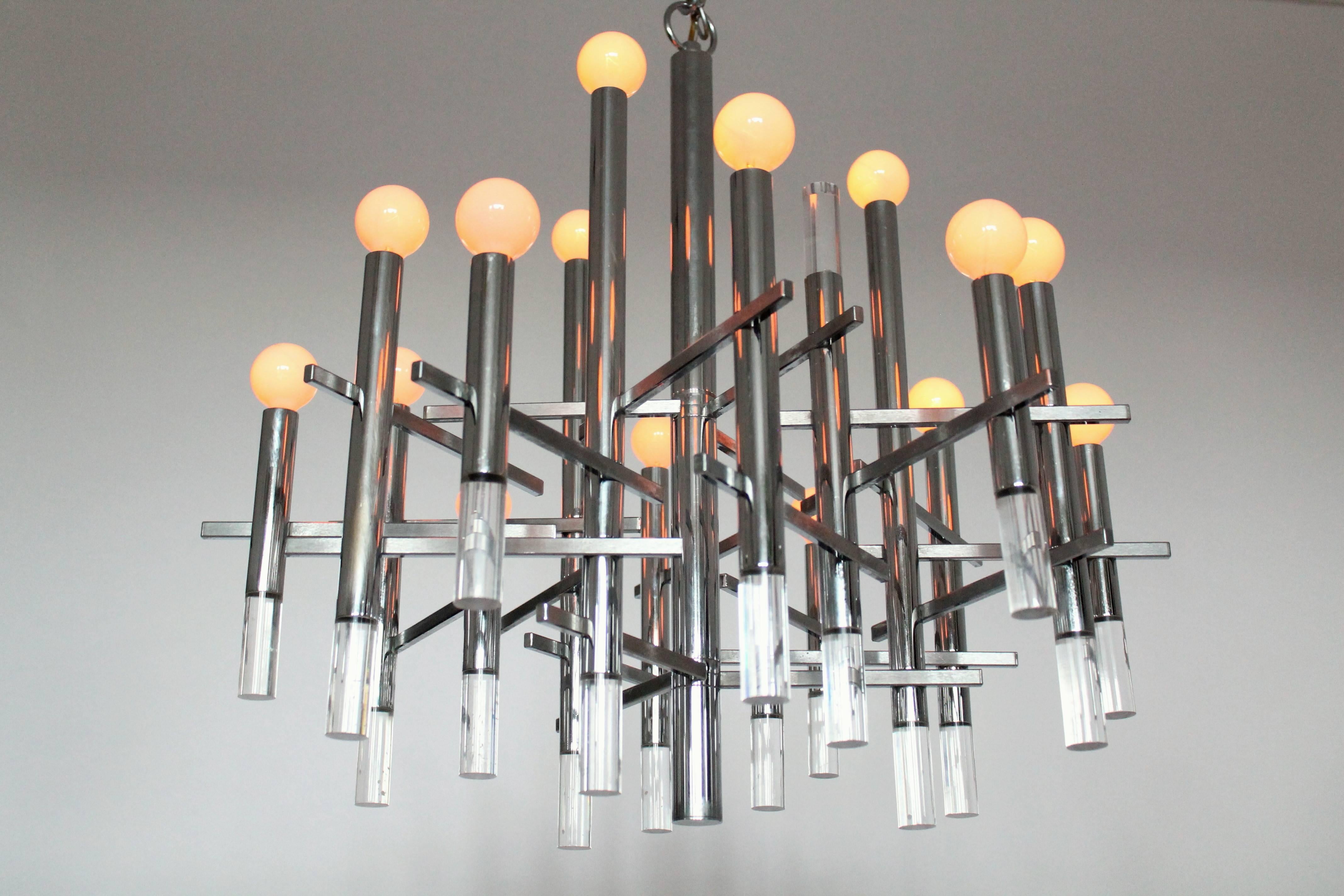 Made of prime quality material with a superb craftmanship and a solid sturdy construction . 

15 lights, 18 Lucite tips, 19 chromed stem provide a highly number of reflective surface area to have the light bounce everywhere and accent the beauty of
