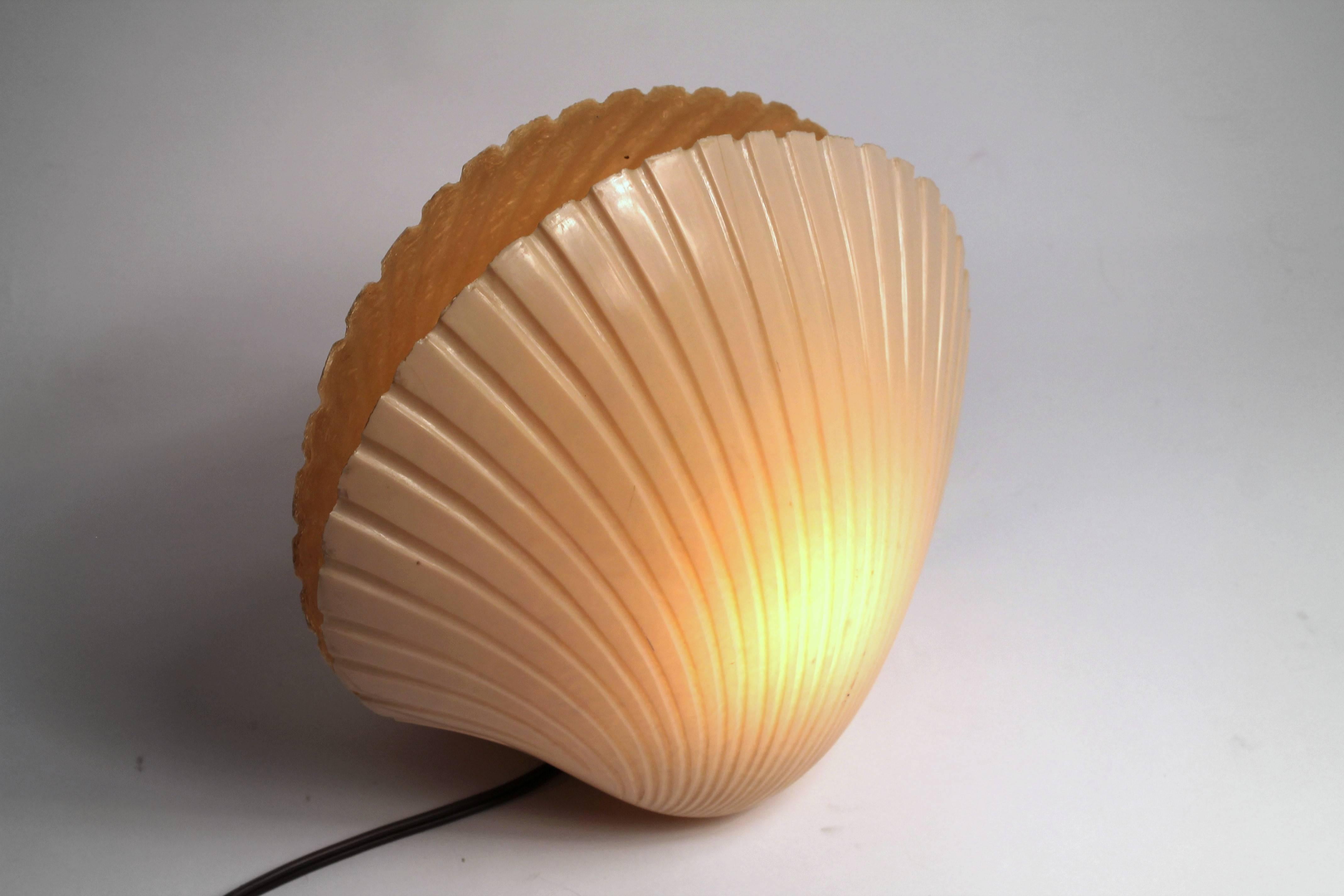 Late 20th Century Andre Cazenave Fiberglass Shell Table Lamp for Atelier A France Vintage, 1970s
