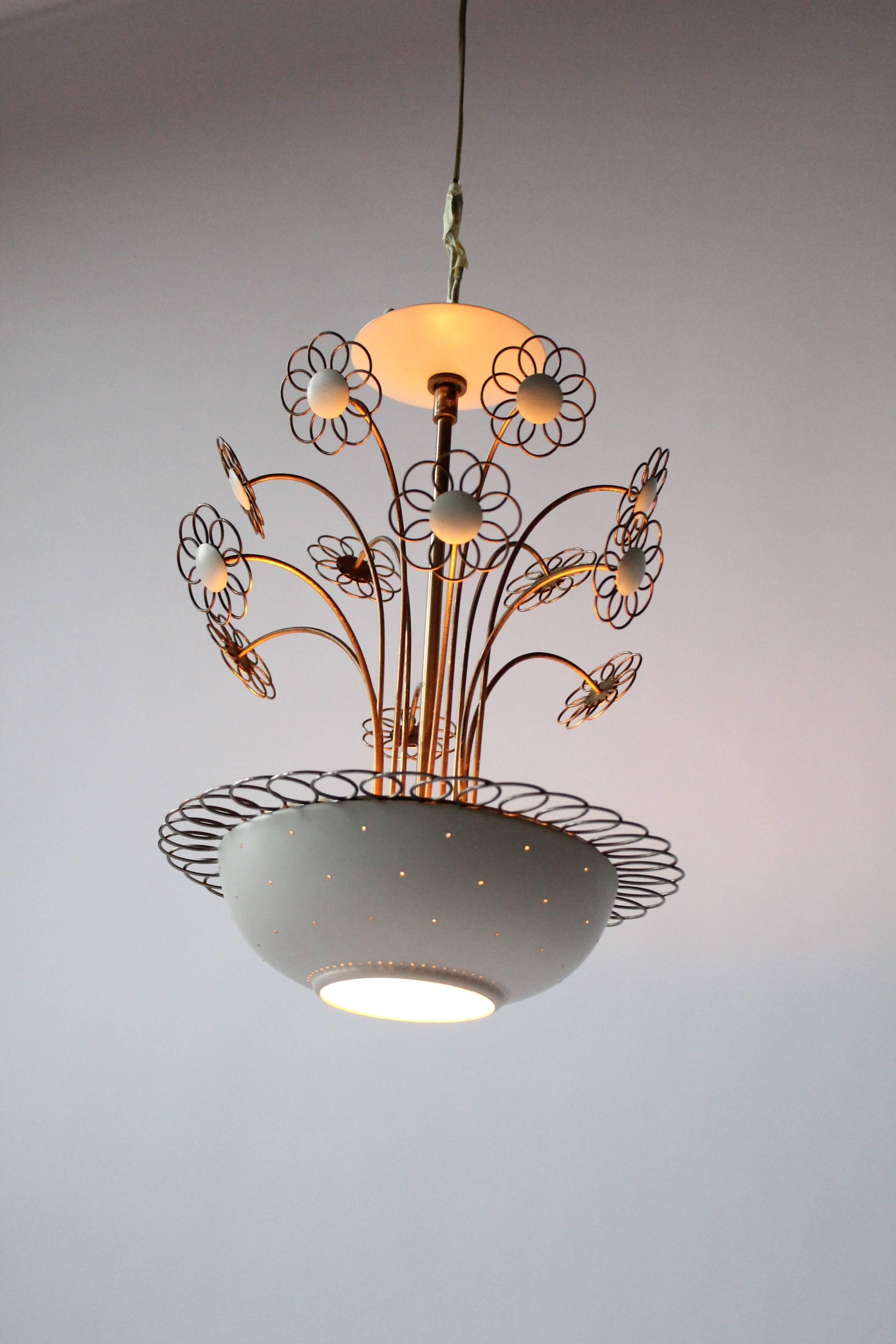 Spun Lightolier Chandelier in the Style of Paavo Tynel, Mid-Century Modern 1950s, USA