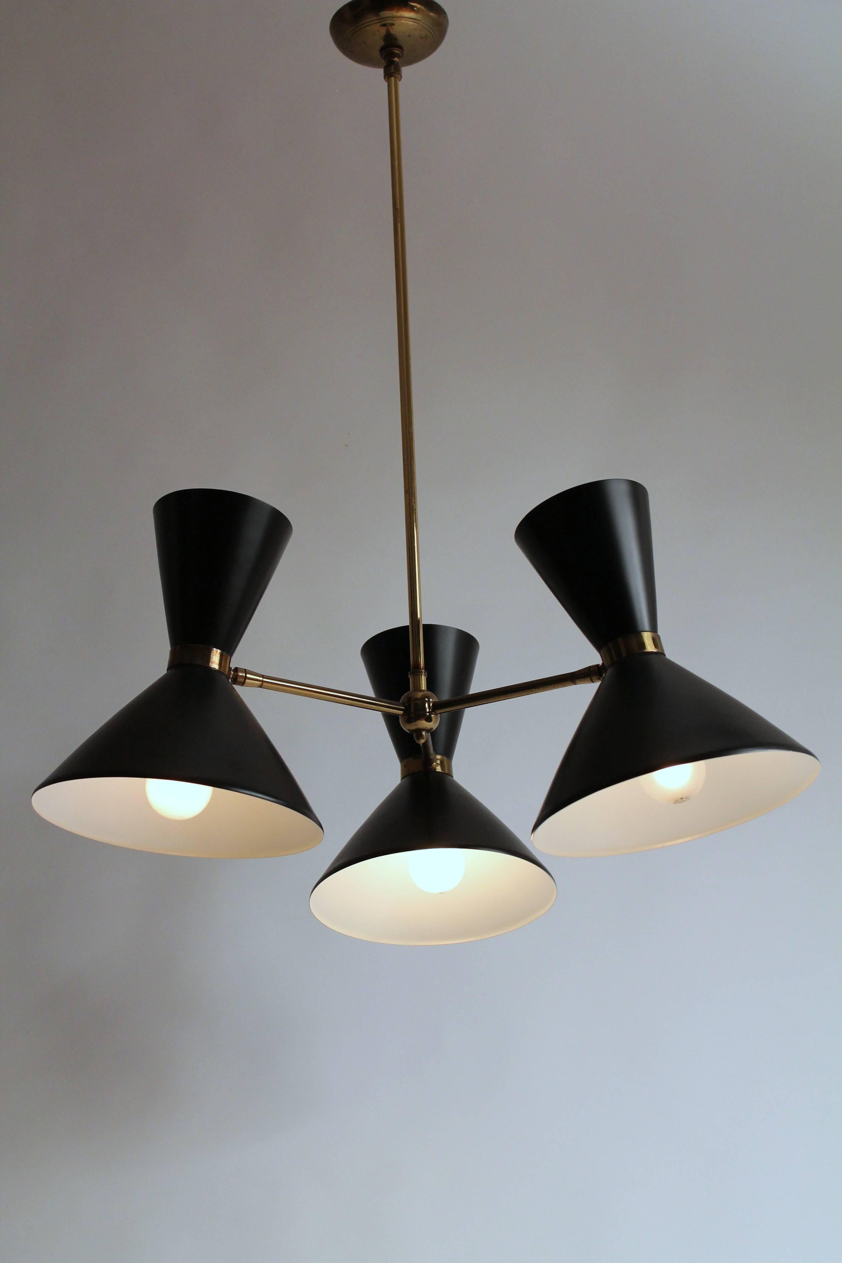 Otto Kolb Diabolo / Hourglass Three-Arm  Six Light Chandelier , 1950s , USA In Good Condition In St- Leonard, Quebec