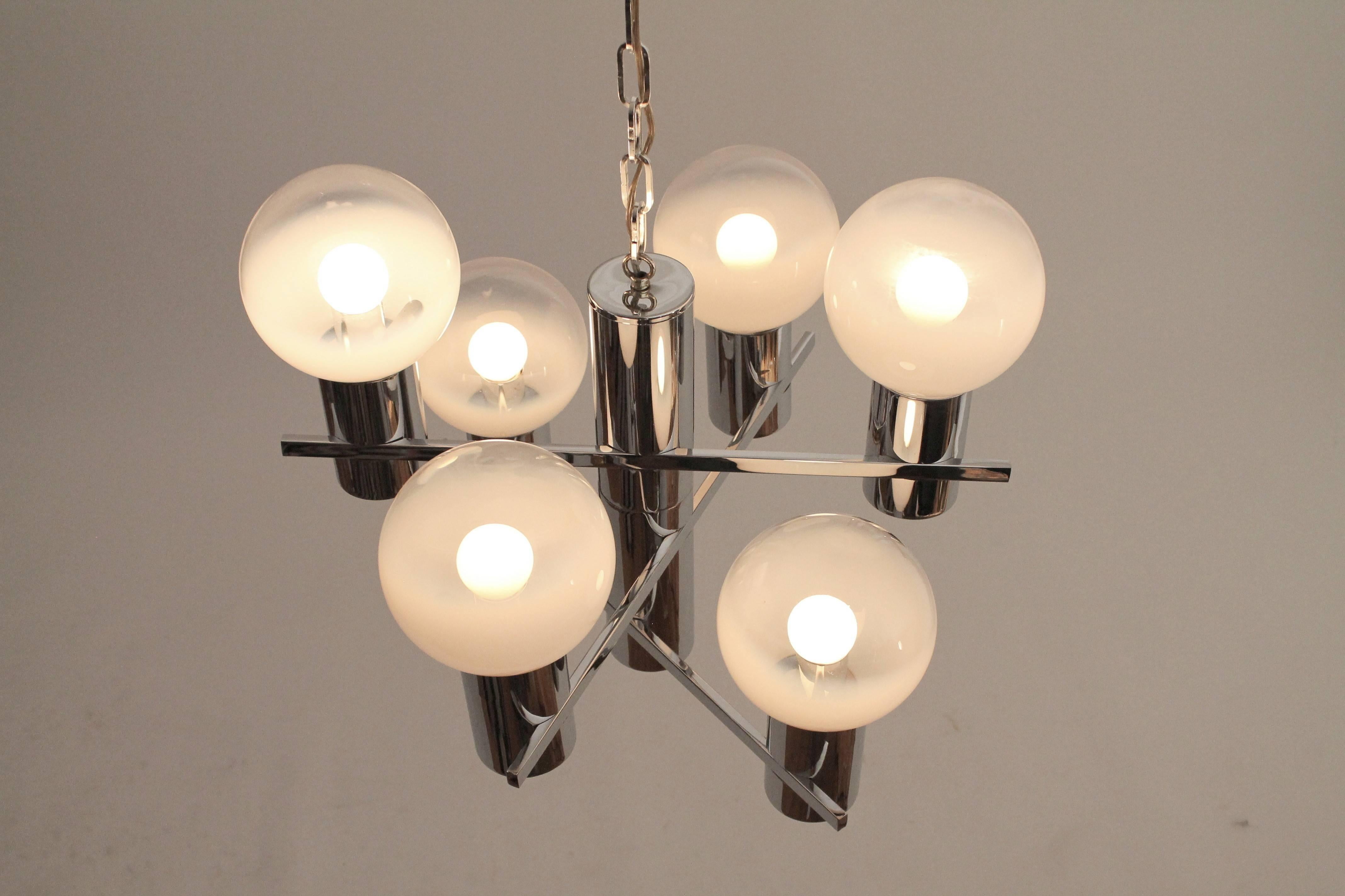 Mid-Century Modern Asymetrical Chromed Six-Arm Chandelier in the Style of Sciolari/Mazzega, 1970s