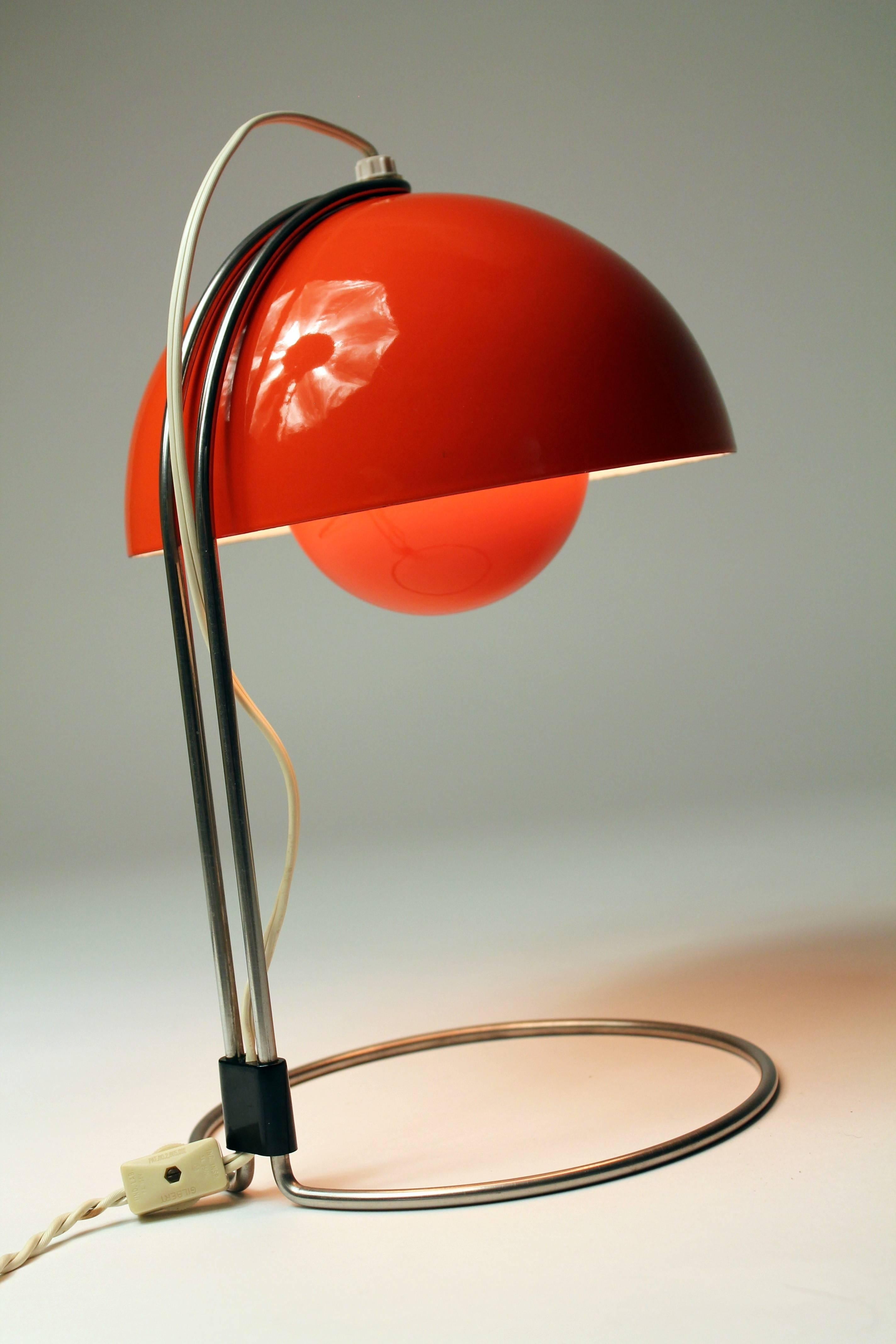 Enameled Early  Edition of Verner Panton VP4 Flower Pot Table Lamp, 1960s, Denmark