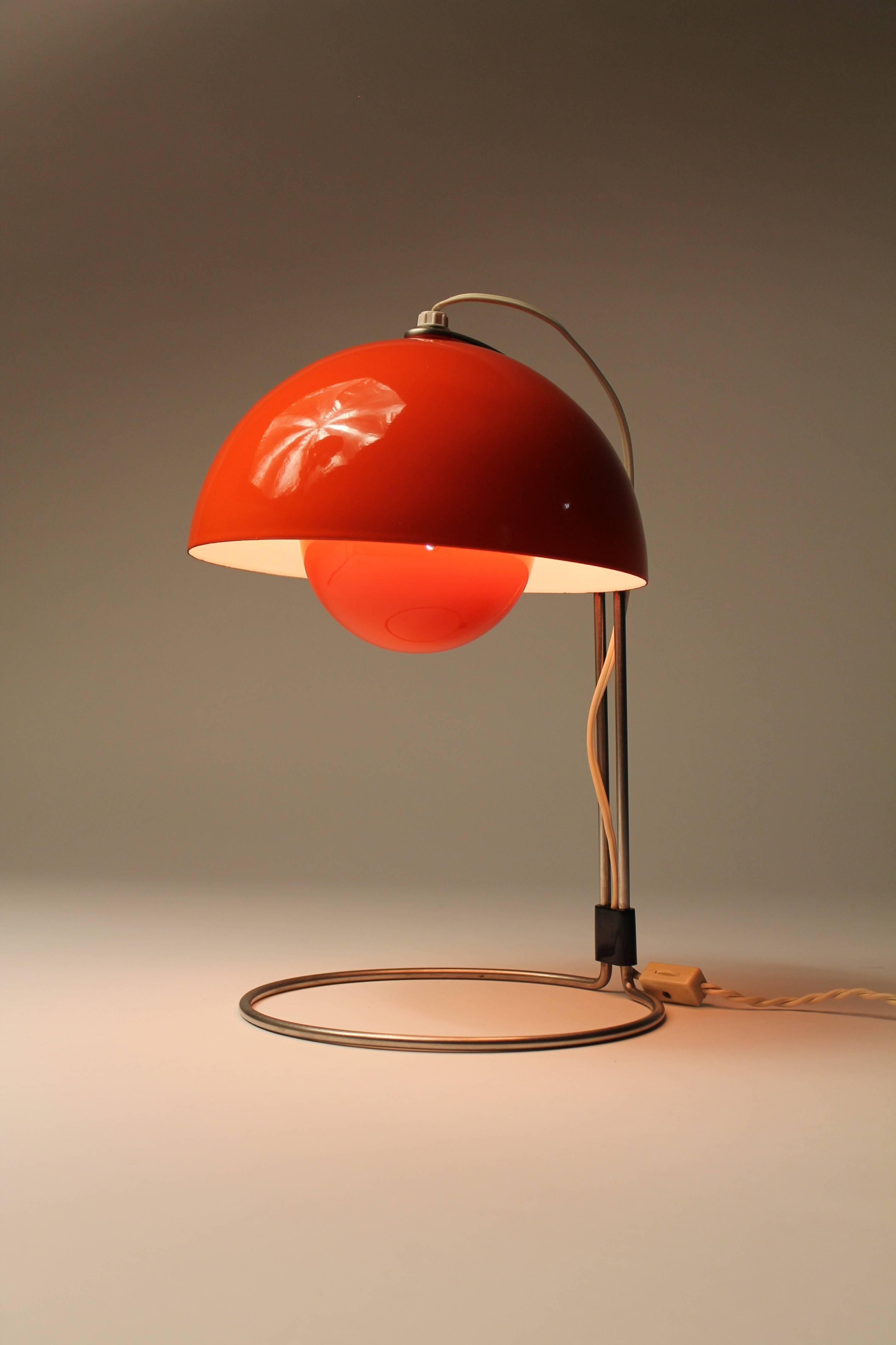 Mid-20th Century Early  Edition of Verner Panton VP4 Flower Pot Table Lamp, 1960s, Denmark