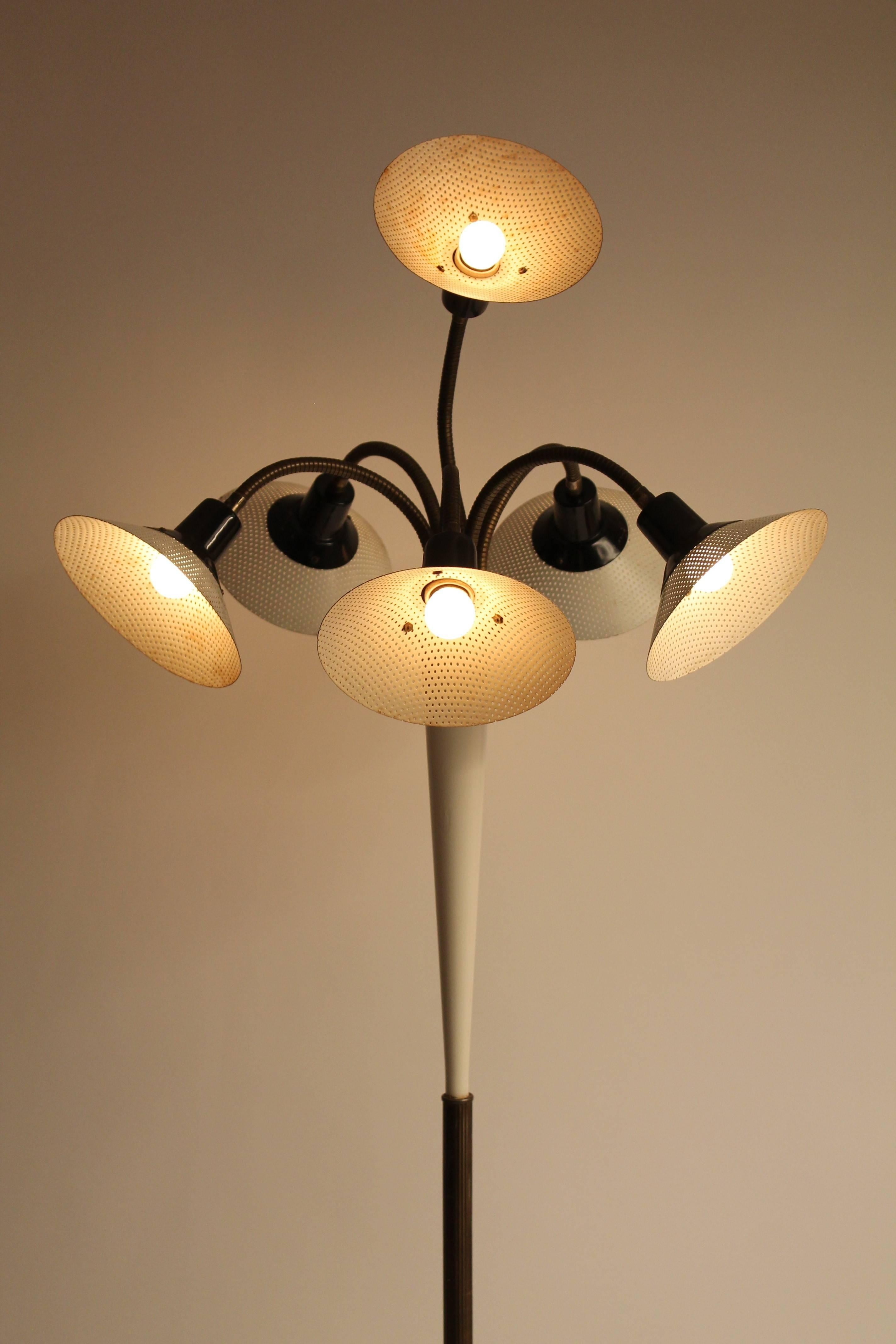 Six Pierced Shade on Brass Gooseneck Floor Lamp, 1950s, USA In Good Condition In St- Leonard, Quebec