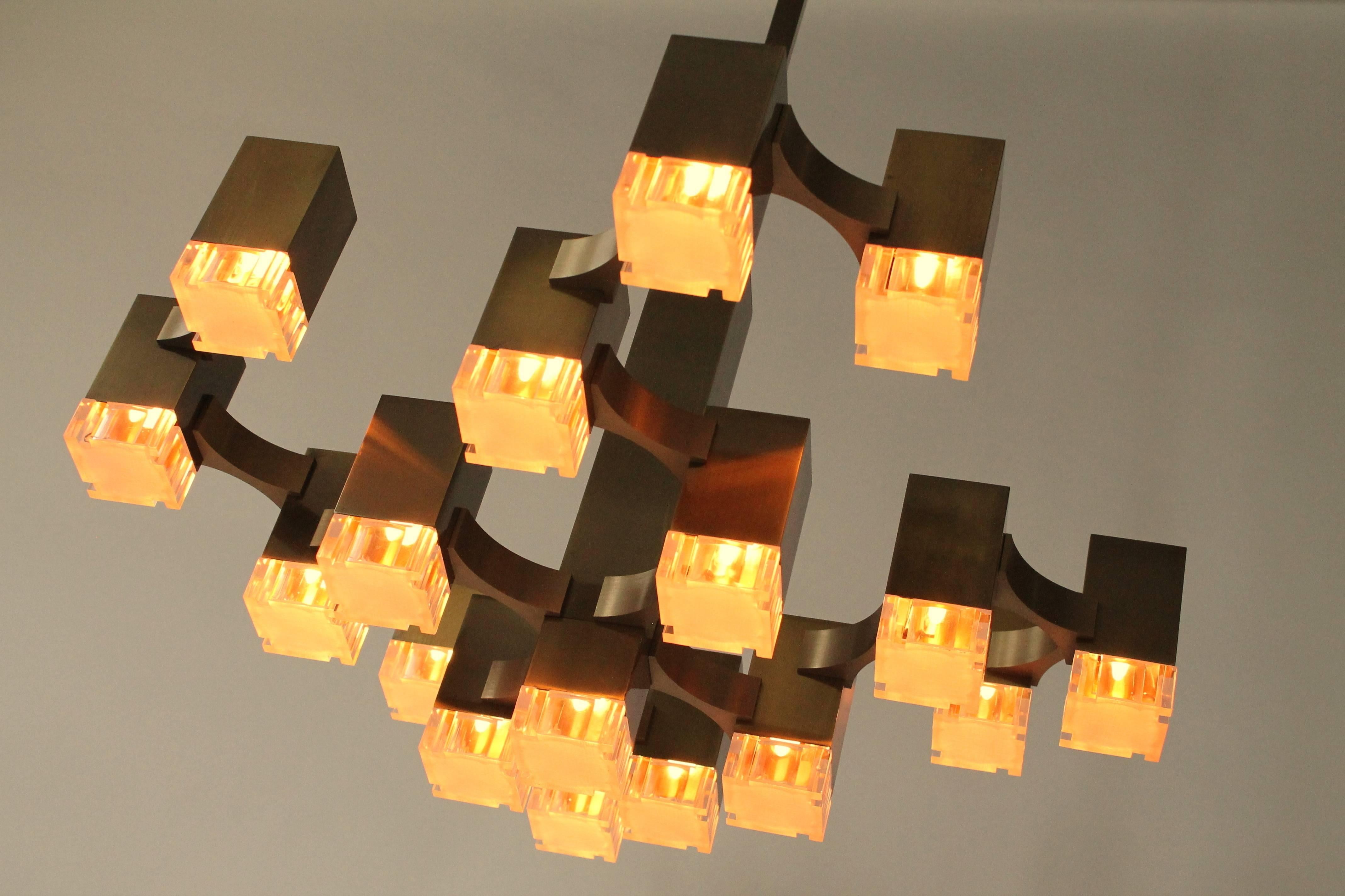 Acrylic Pristine Sciolari 17 Cubic  Lacquered  Brass Chandelier , 1970s , Italia 