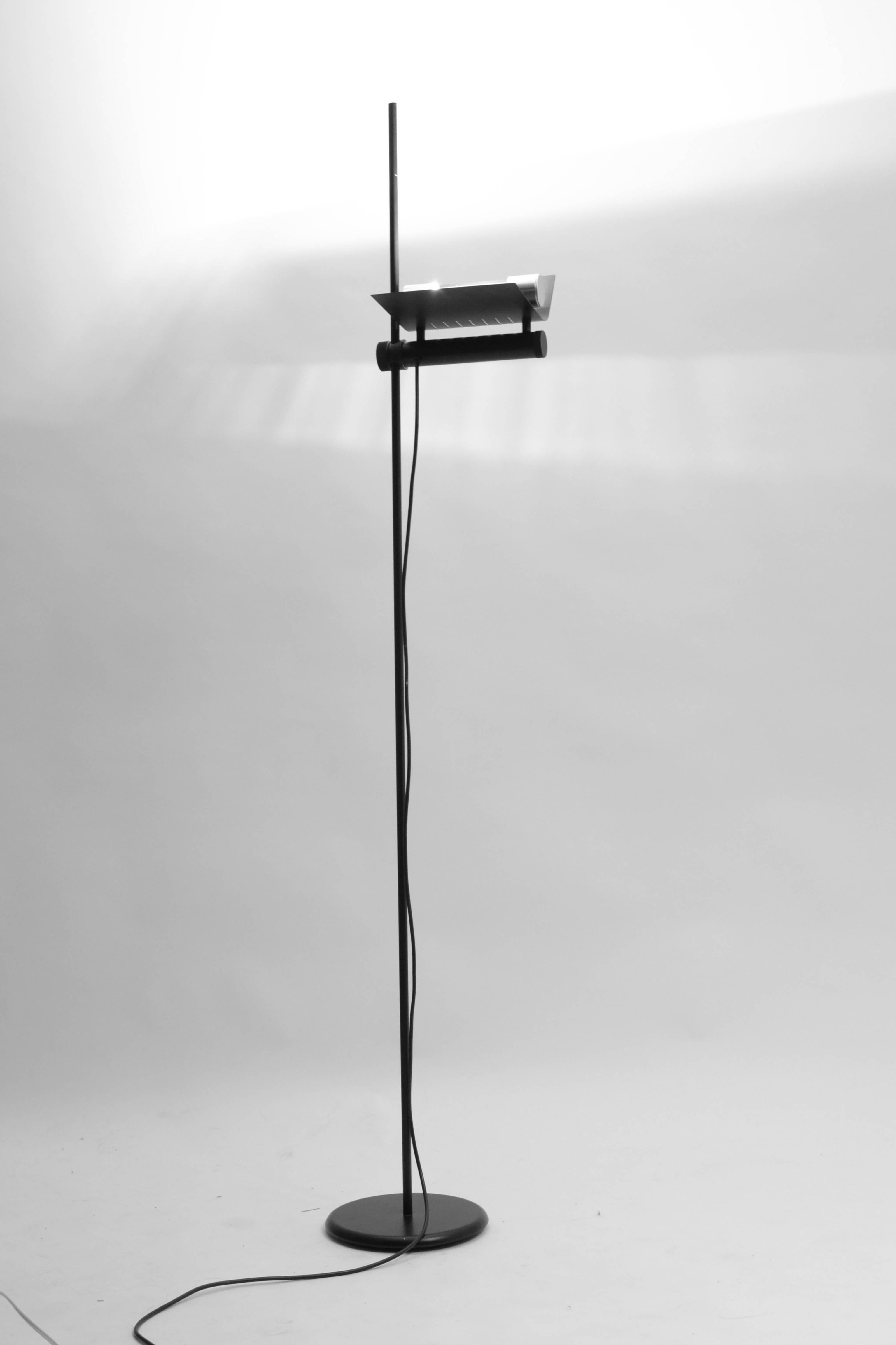 Minimalist Halogen Floor Lamp in the Style of Joe Colombo, 1980s, Italia