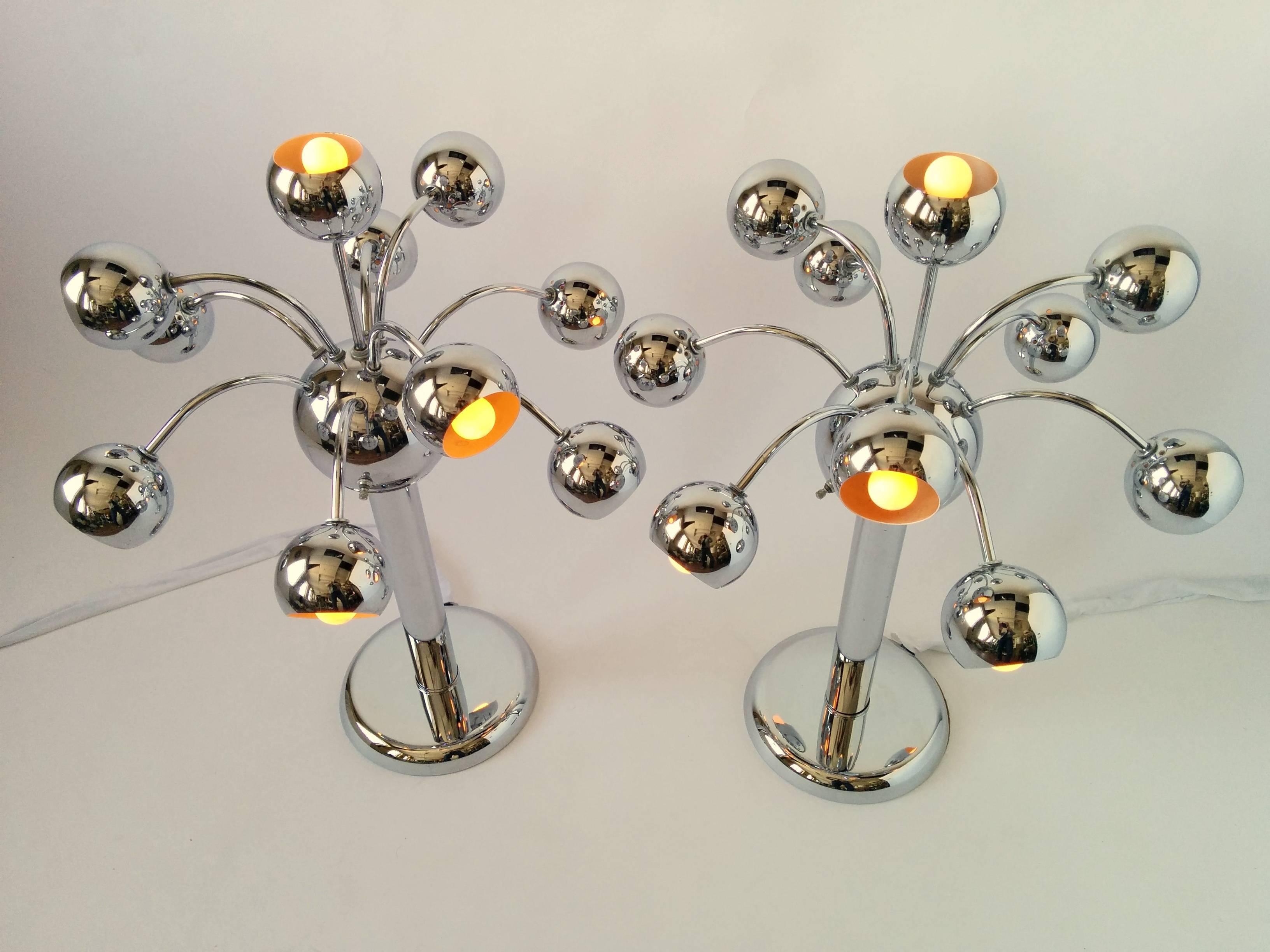 Pair of  10 Arms Chrome Eyeball Table Lamp , 1970s , USA In Excellent Condition In St- Leonard, Quebec