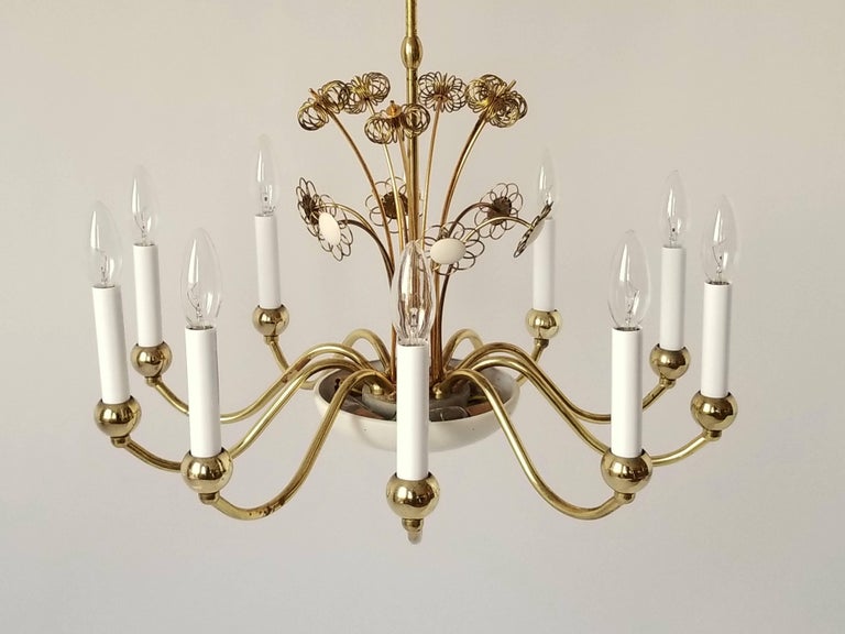 Mid-20th Century Paavo Tynell   10 Arms  Brass Chandelier for  Lightolier ,  1950 , USA