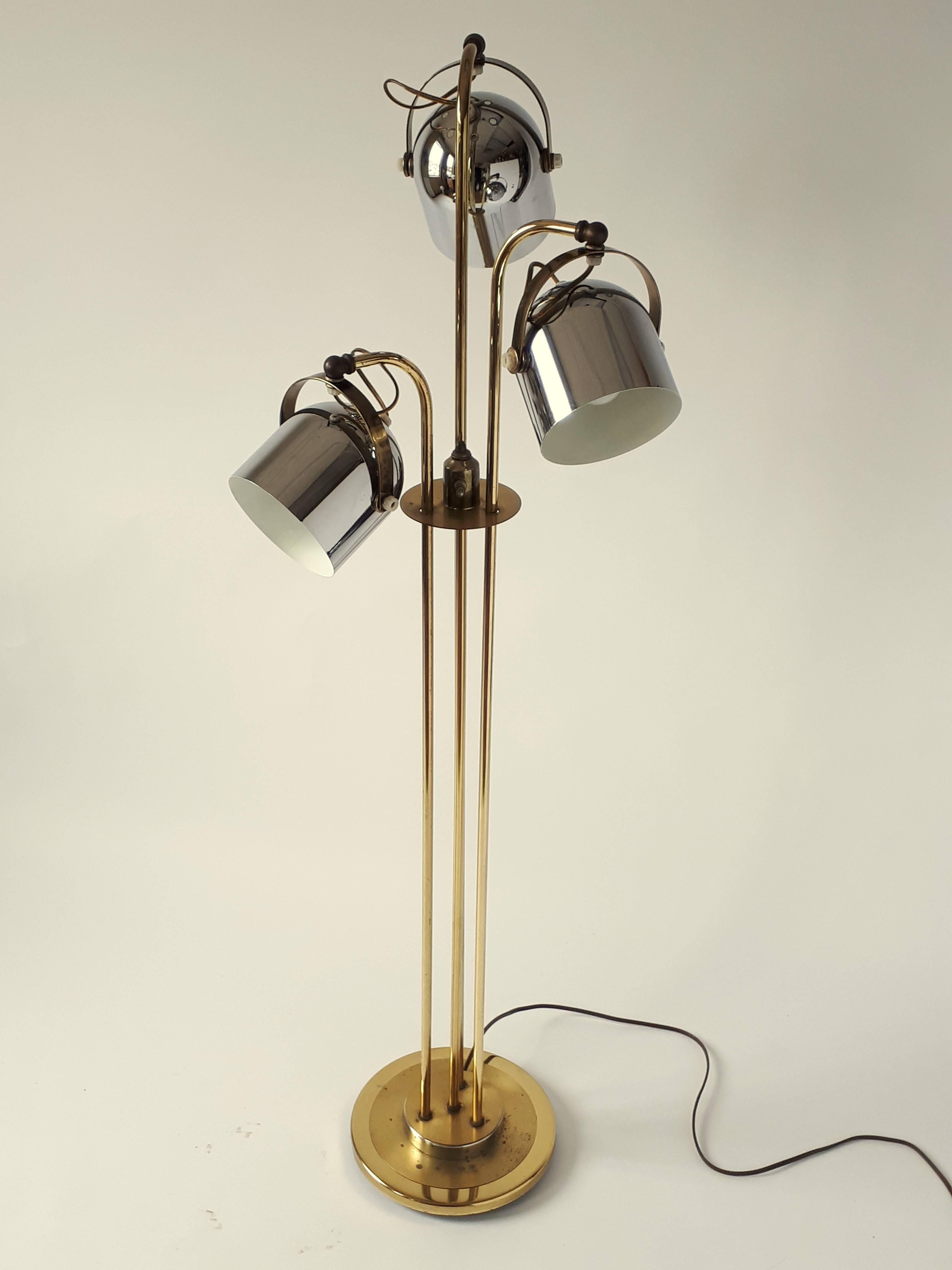 Mid-Century Modern Three Heads Floor Lamp in the Style of Reggiani, 1960s, USA