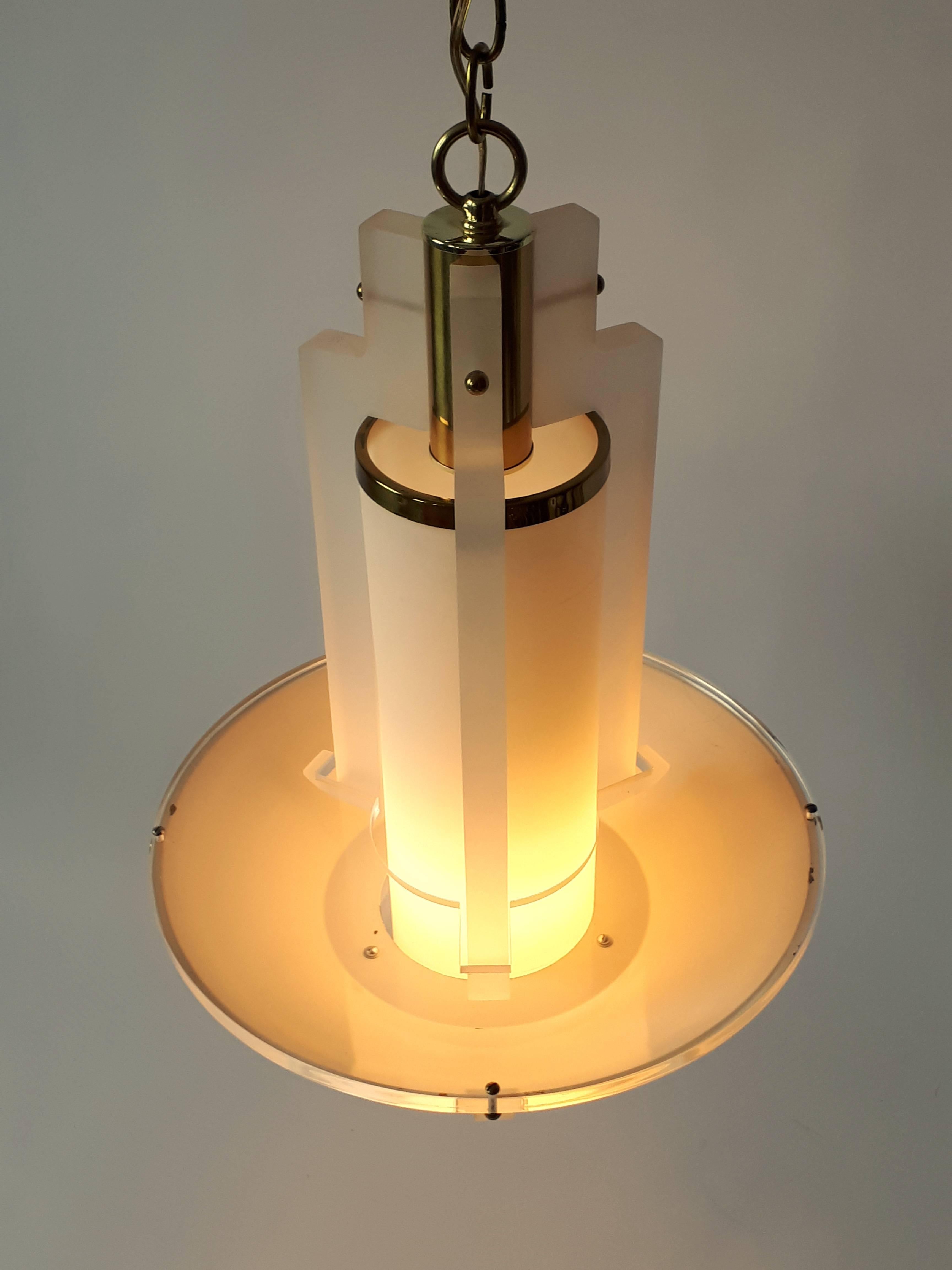 Late 20th Century Acrylic, Brass and Glass Chandelier Mid-Century Modern, 1970, USA For Sale